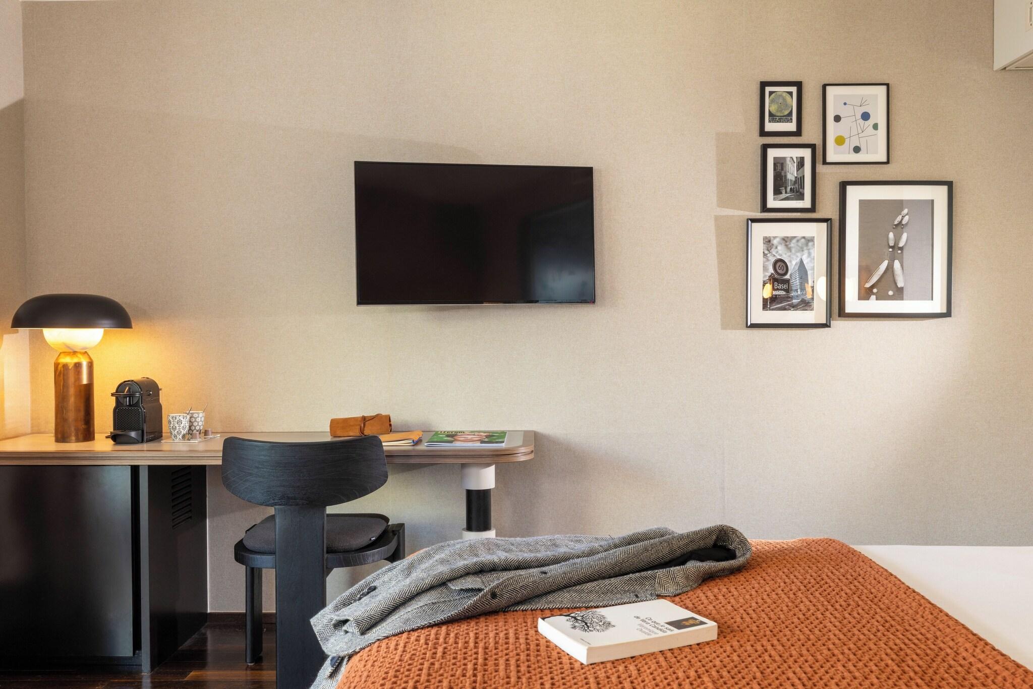 Double Executive King Bed