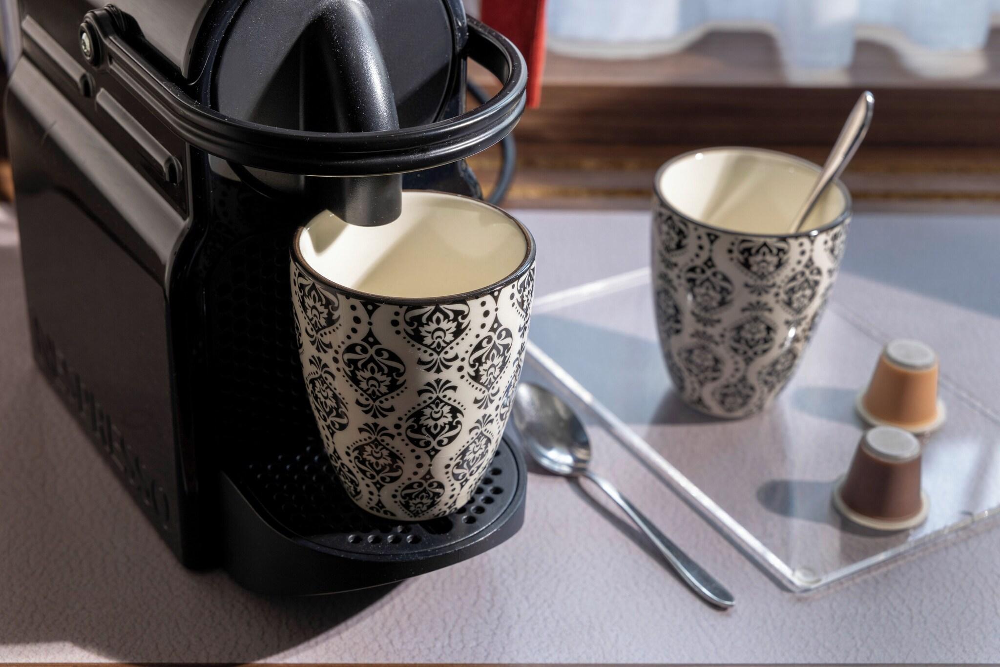 Double Queen Size Bed