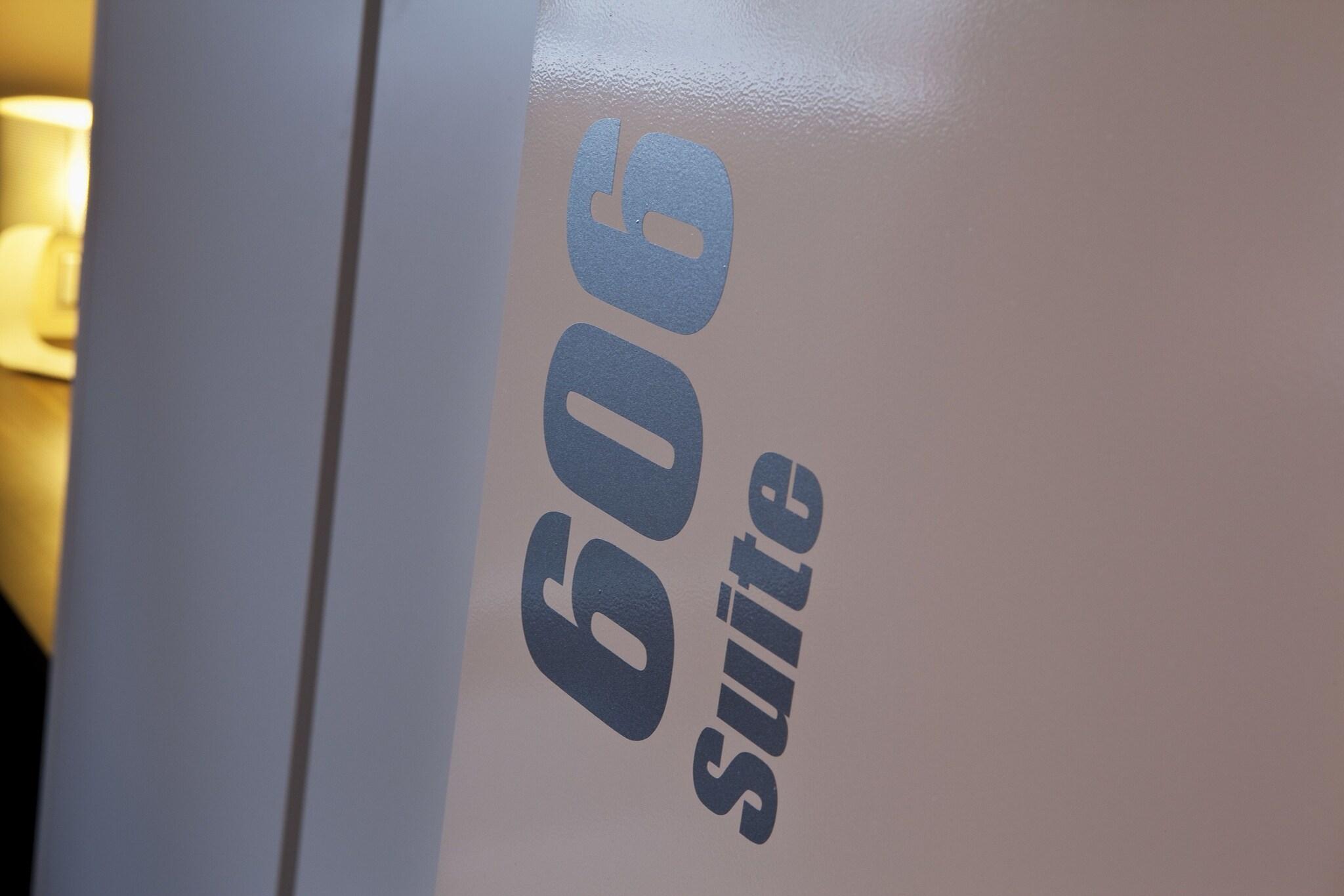 Junior Suite King Size Bed