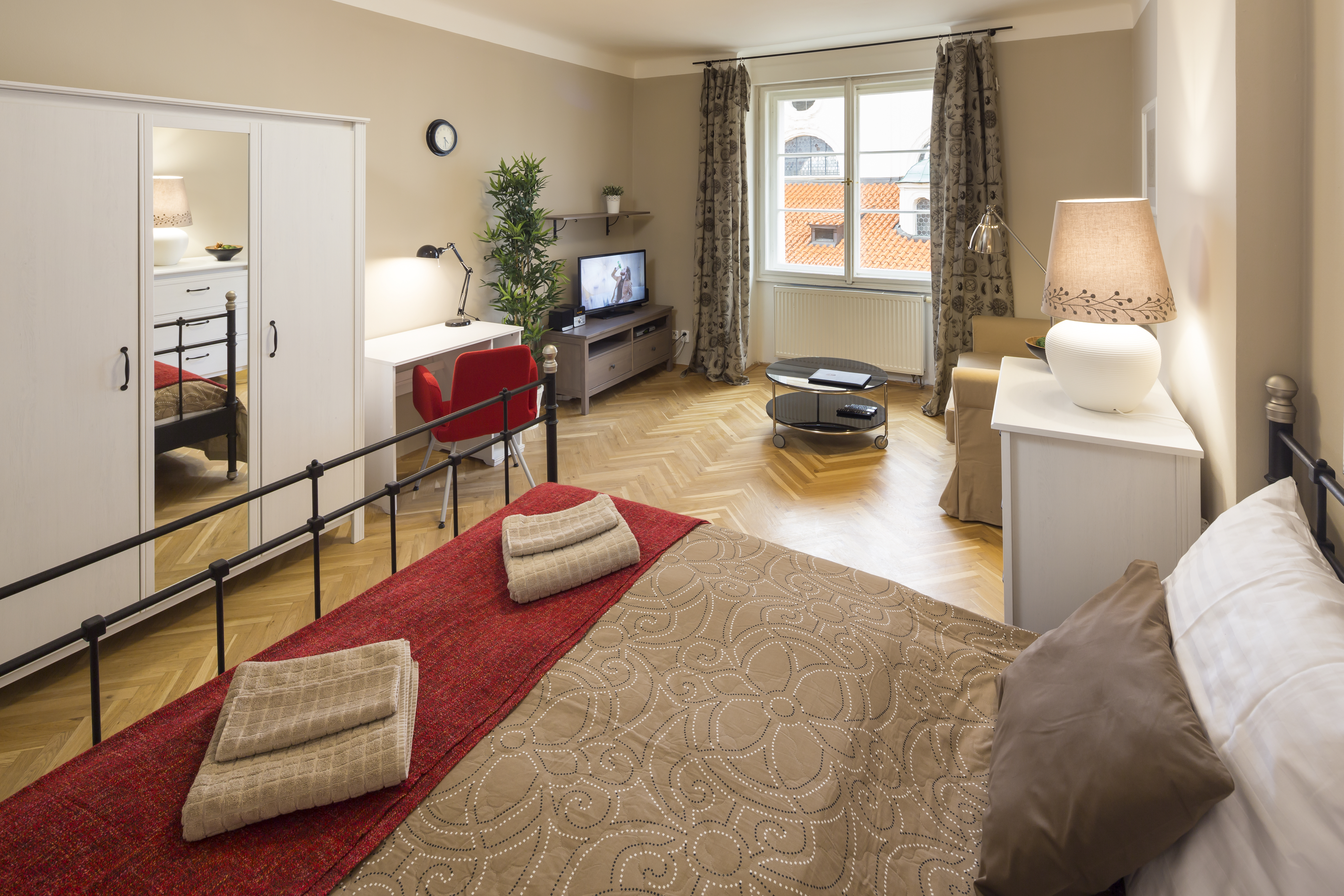 Family Room Capacity 10