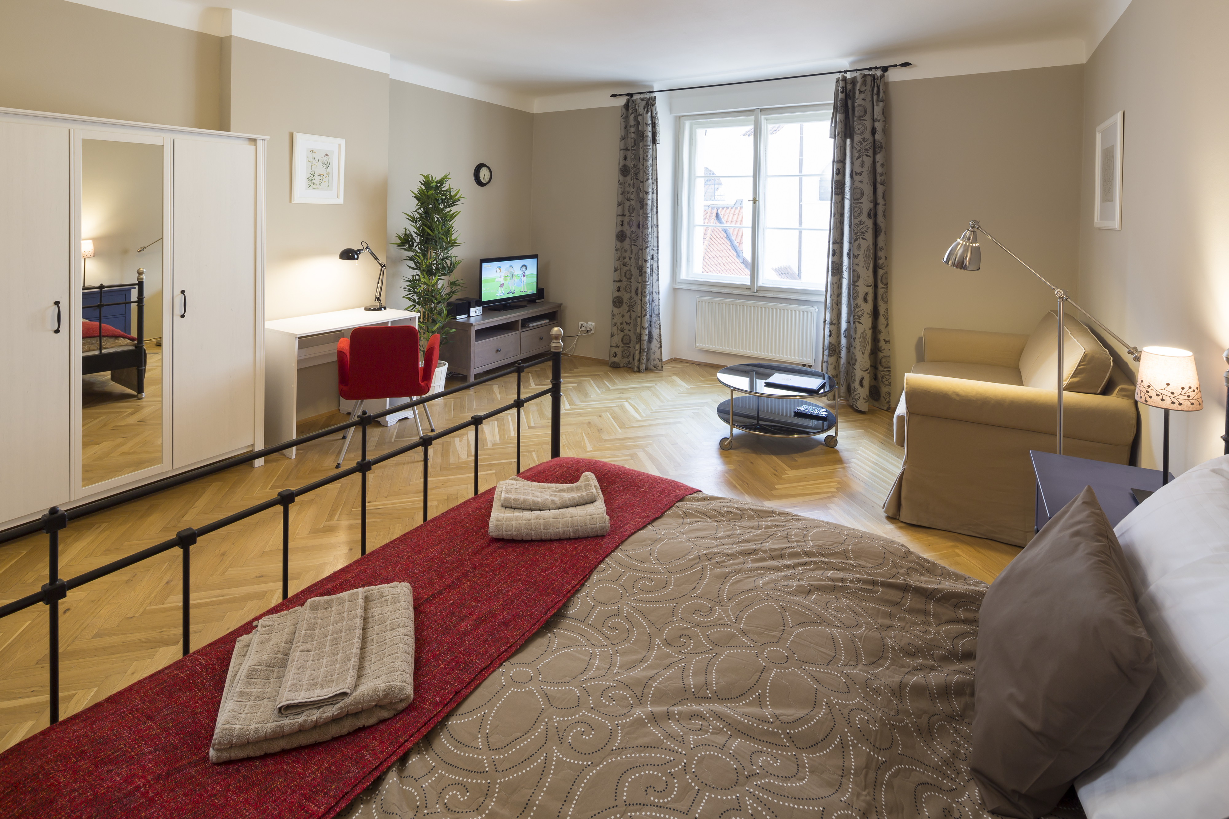 Family Room Capacity 10