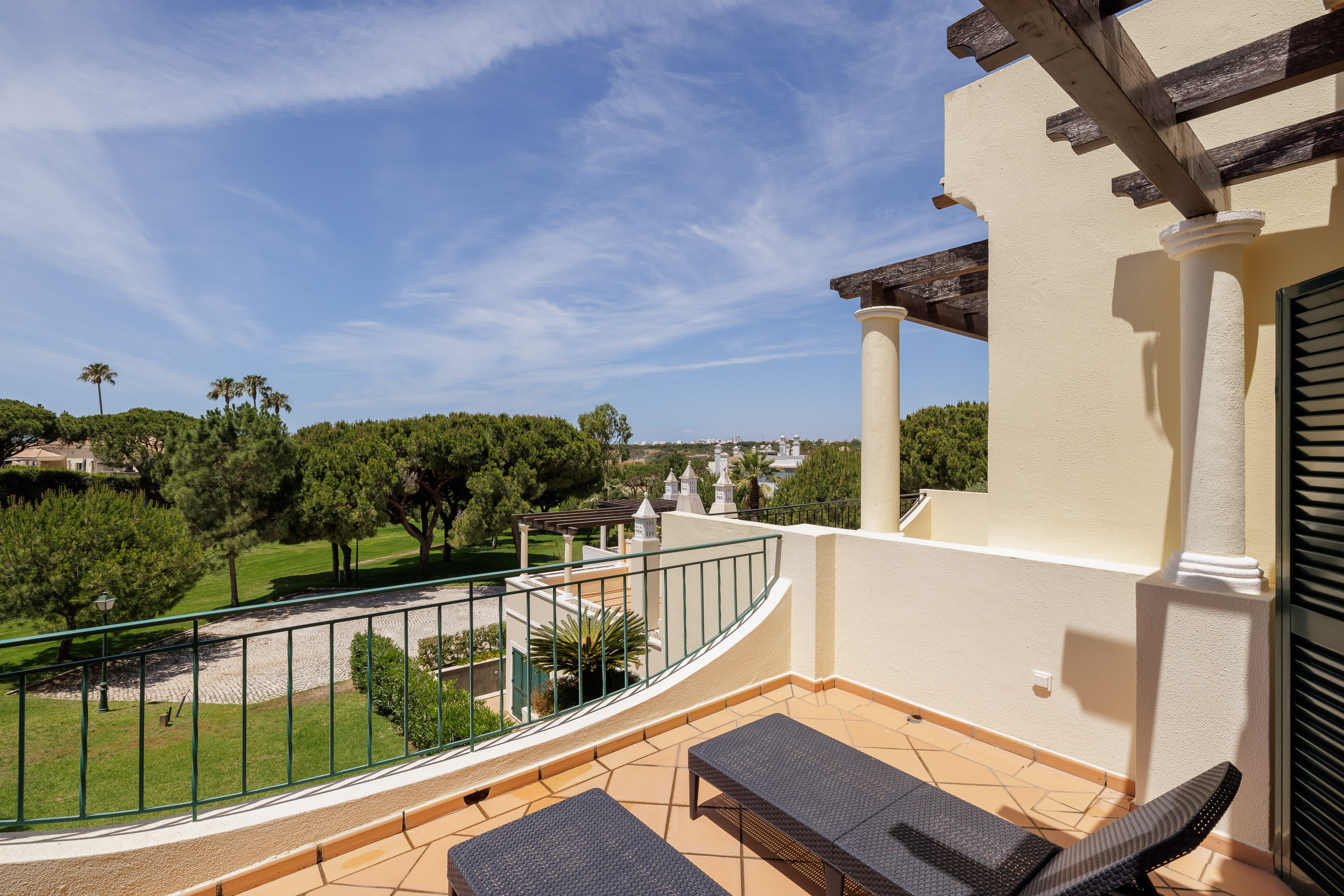 Townhome Superior One Bedroom