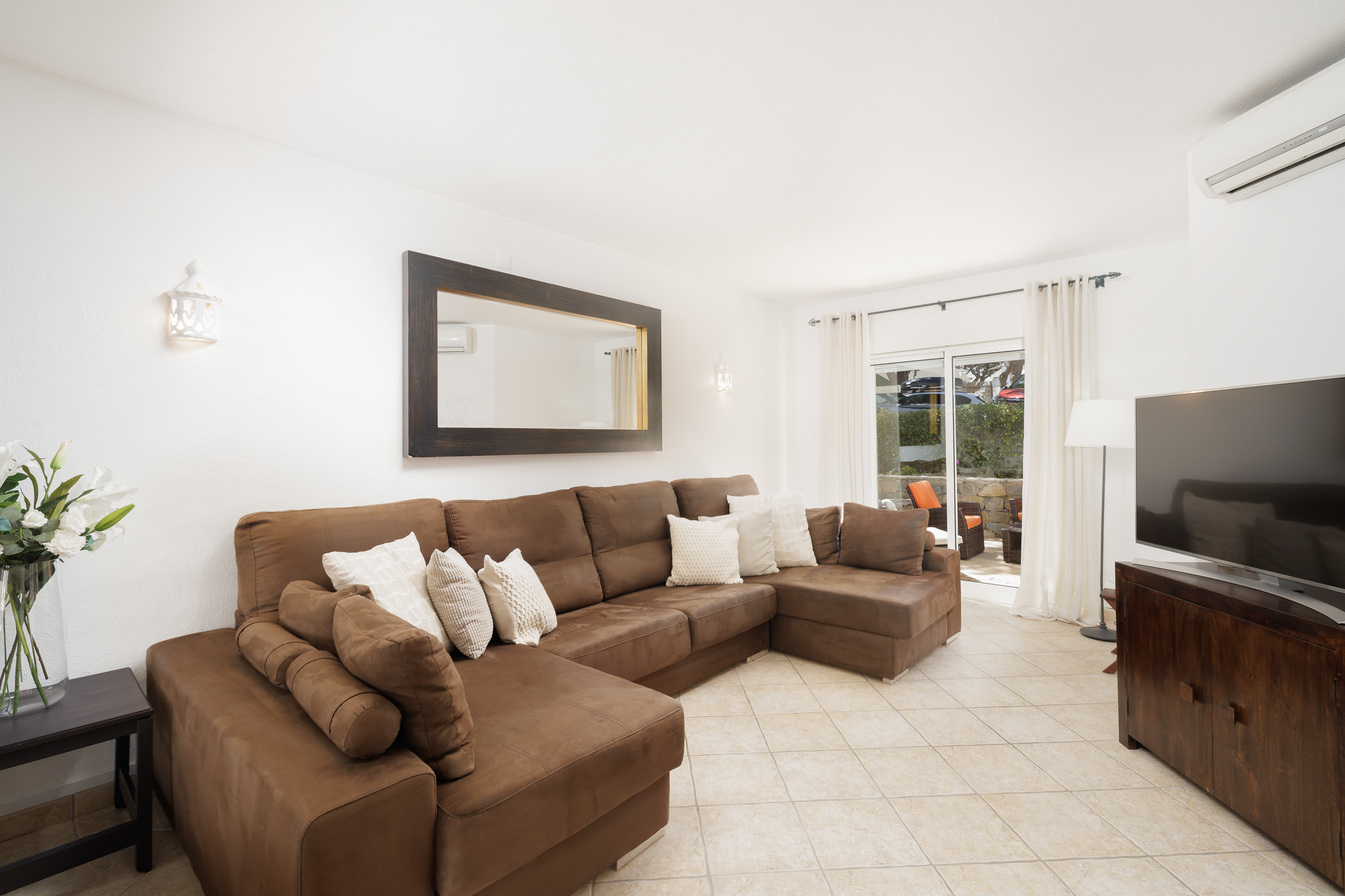 Townhome Three Bedrooms Two Bathrooms