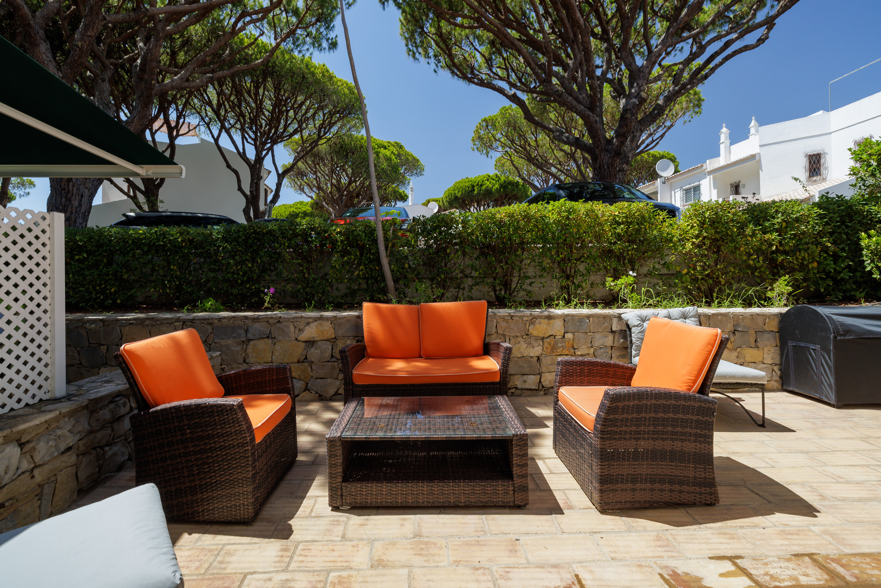 Townhome Three Bedrooms Two Bathrooms