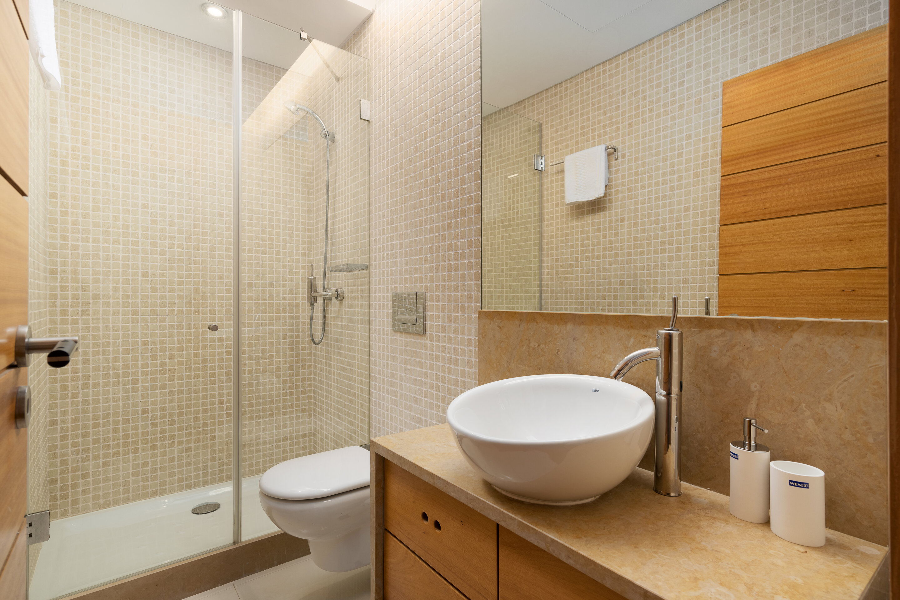 Apartment Deluxe Two Double Beds