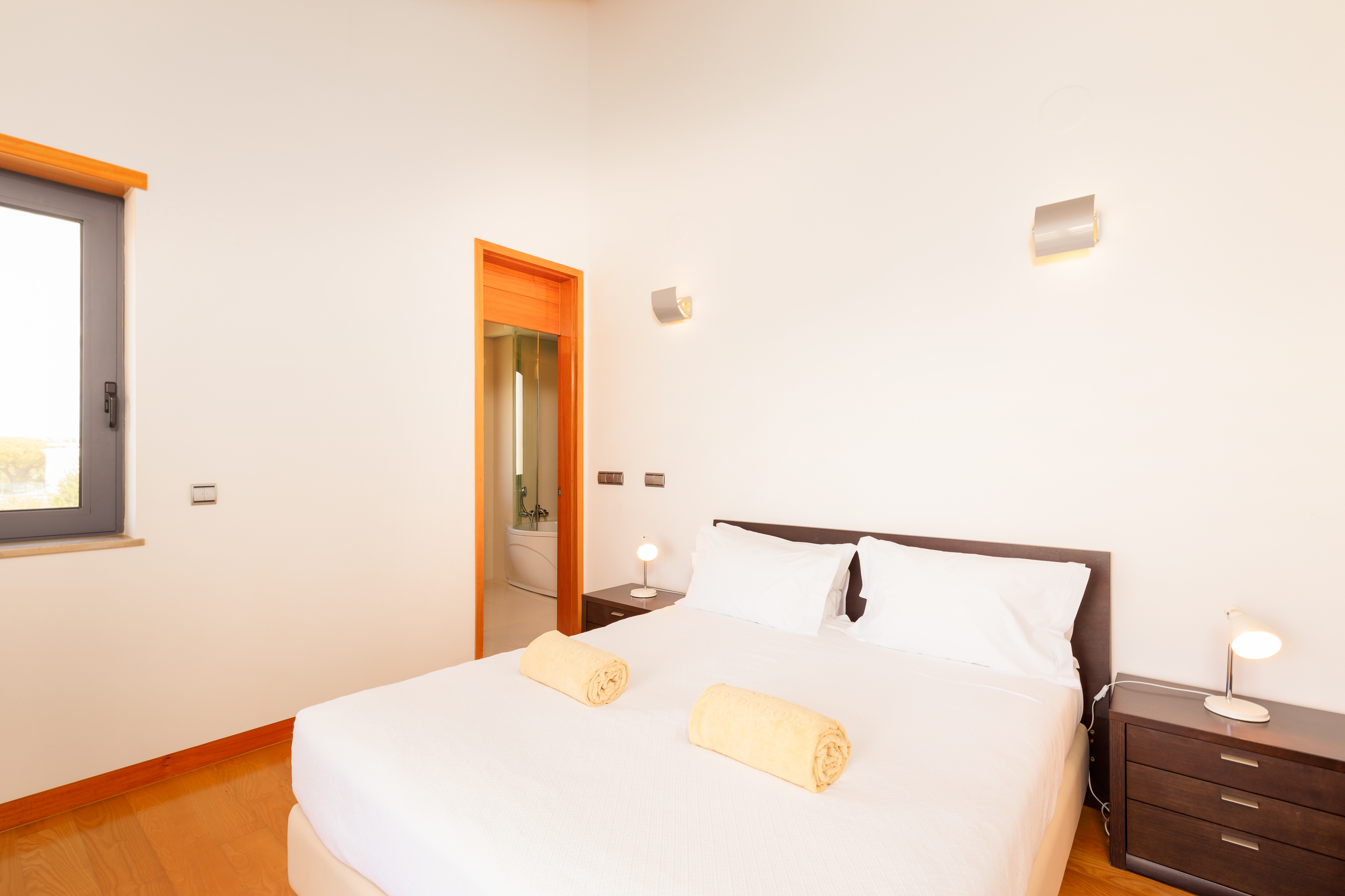 Apartment Capacity 4