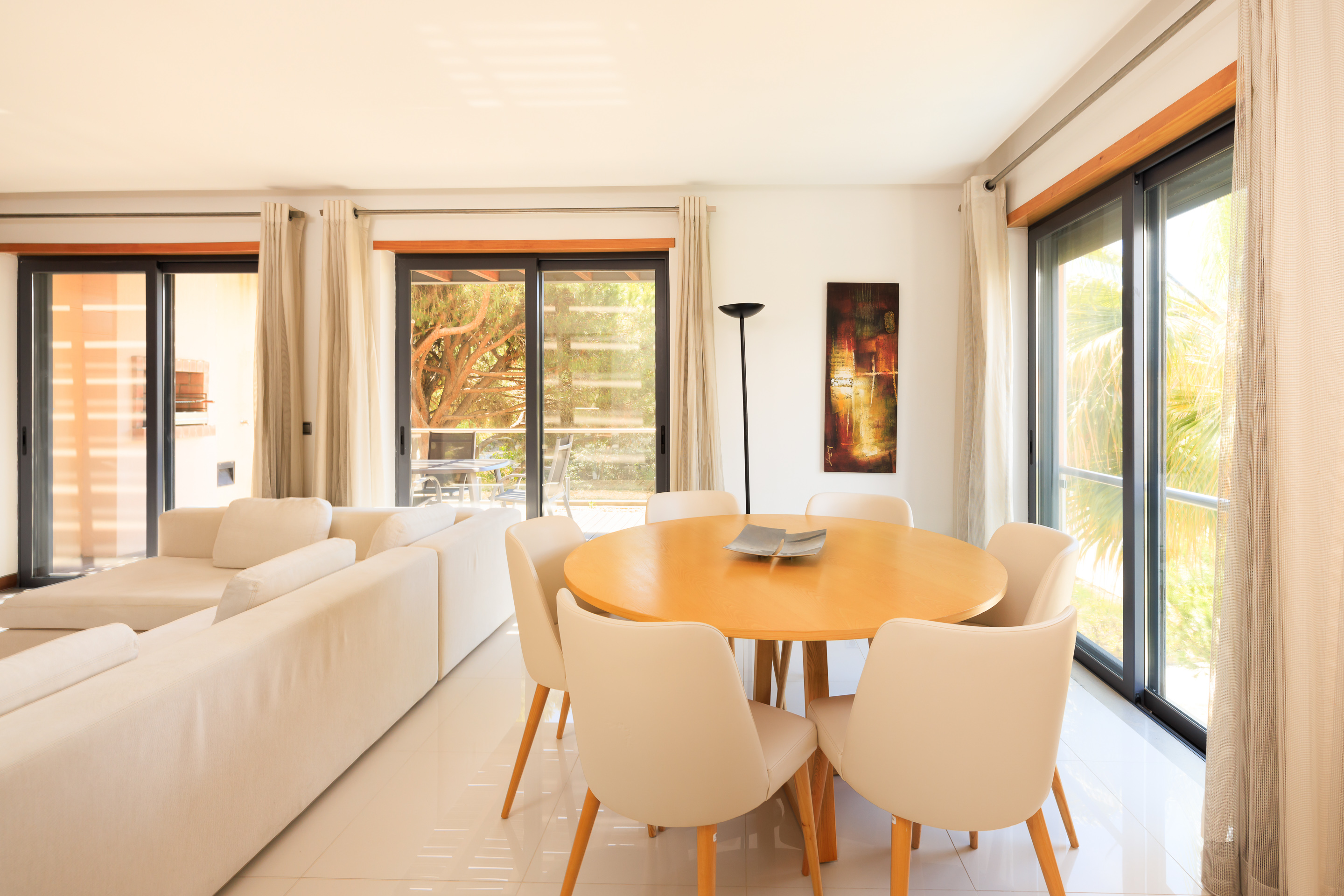 Apartment Capacity 4