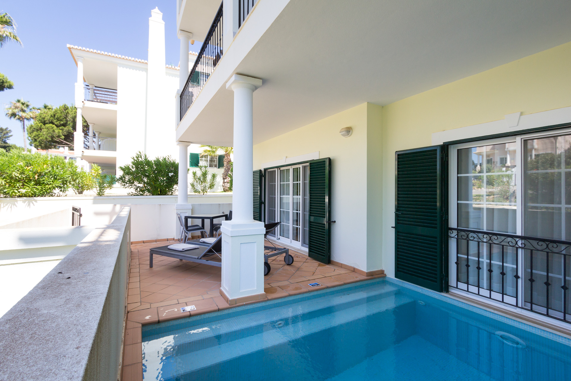 Apartment Three Bedrooms with Private Pool