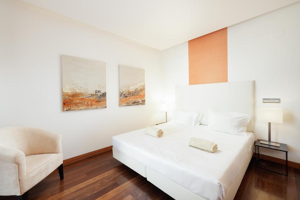 Apartment Deluxe with Private Pool