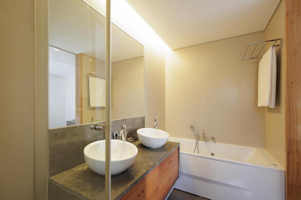 Apartment Deluxe with Private Pool