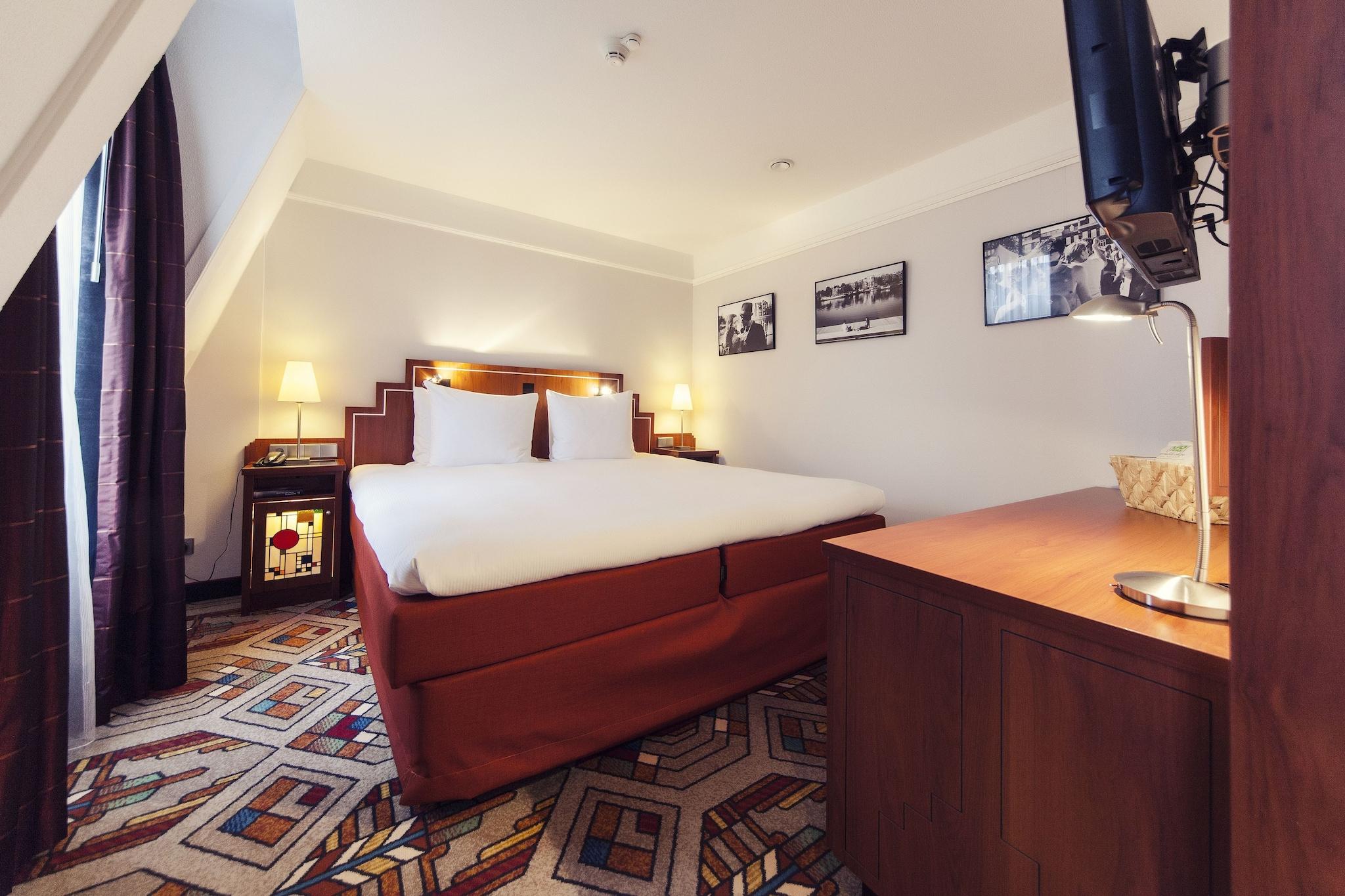 Suite with Double Bed