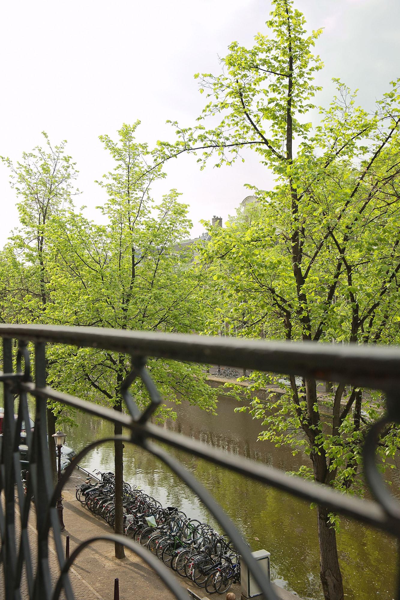 Double Deluxe Canal View