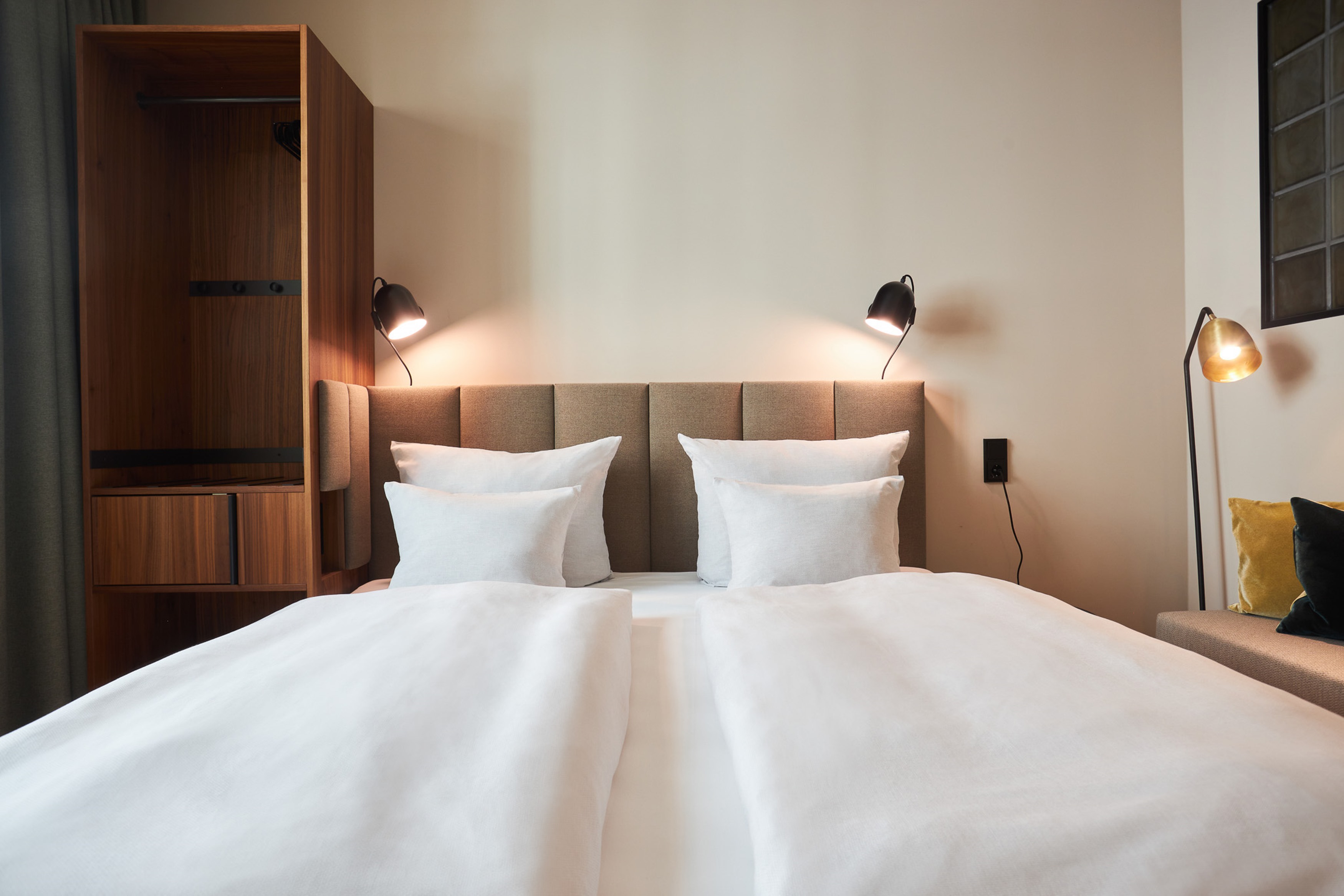 Double Classic Garden View