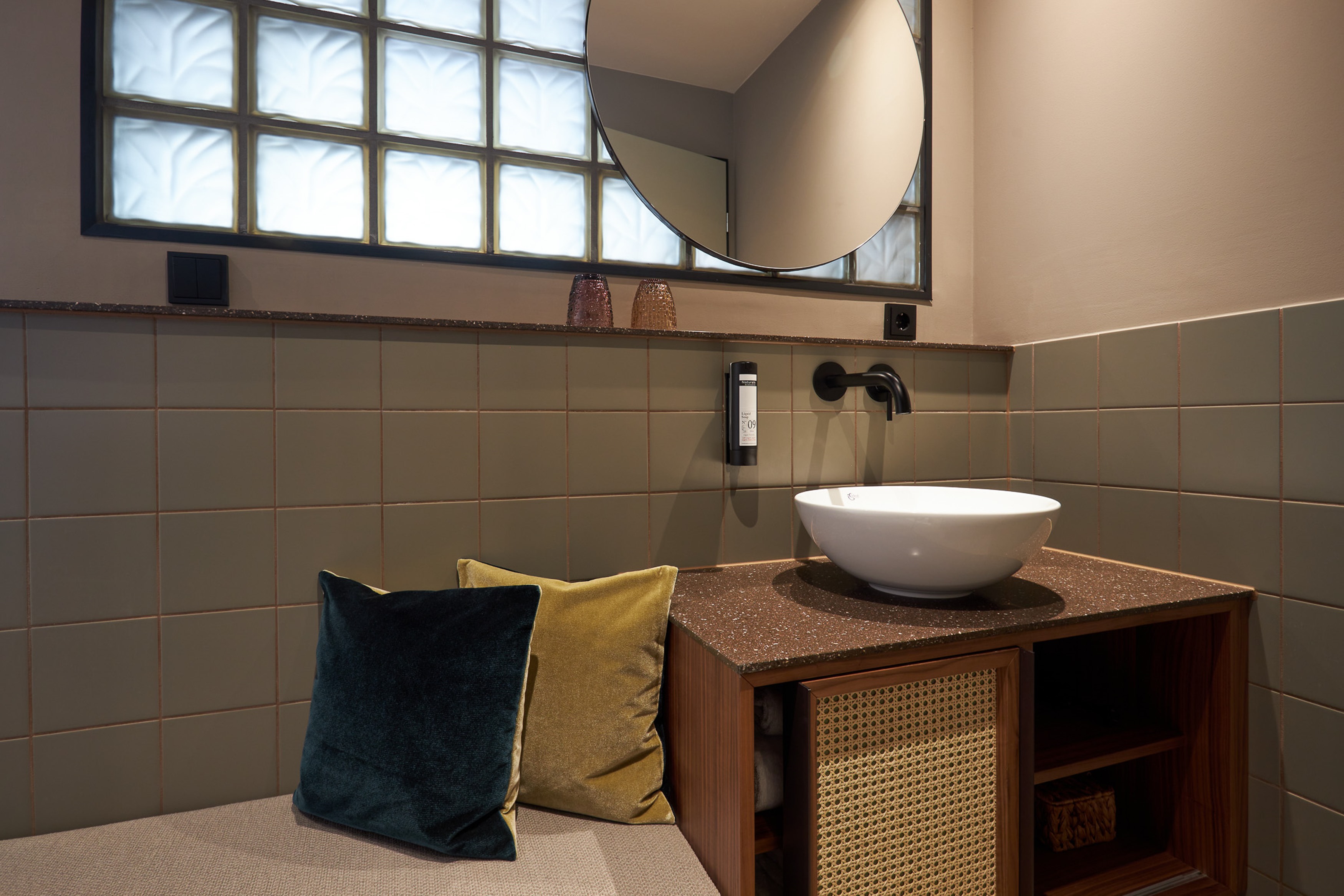 Double Classic Garden View