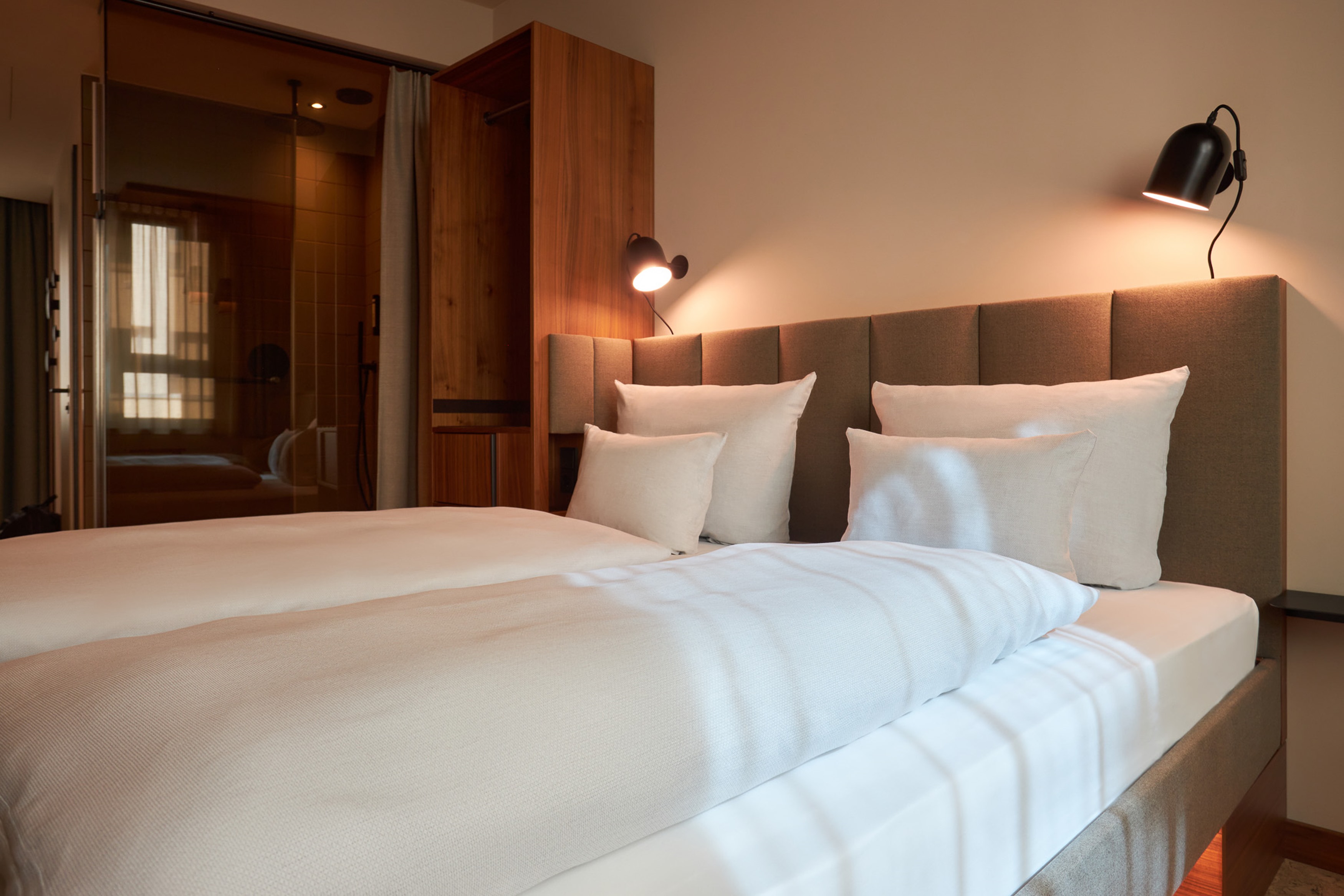 Double Classic Garden View