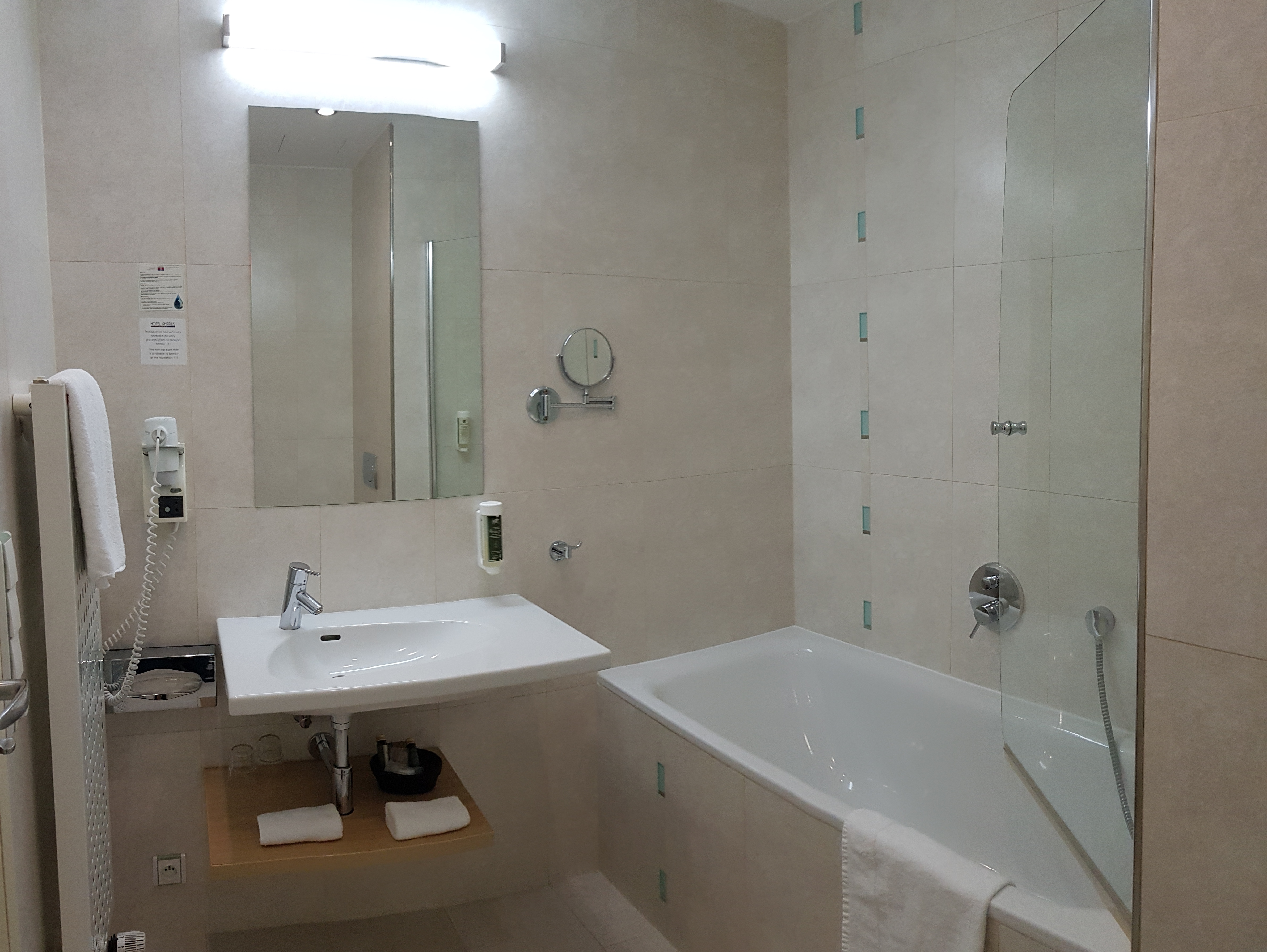 Double or Twin Standard