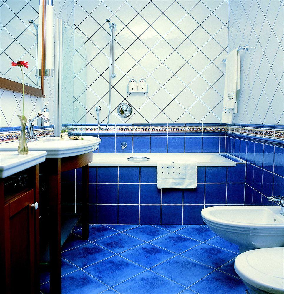 Double Single Business