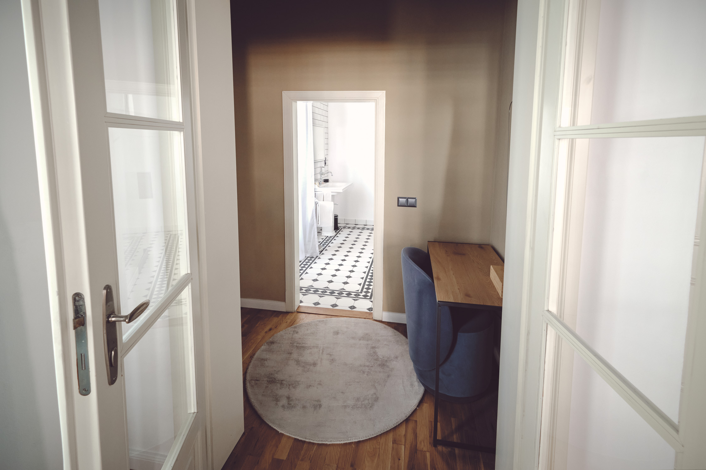 Double Deluxe King Bed