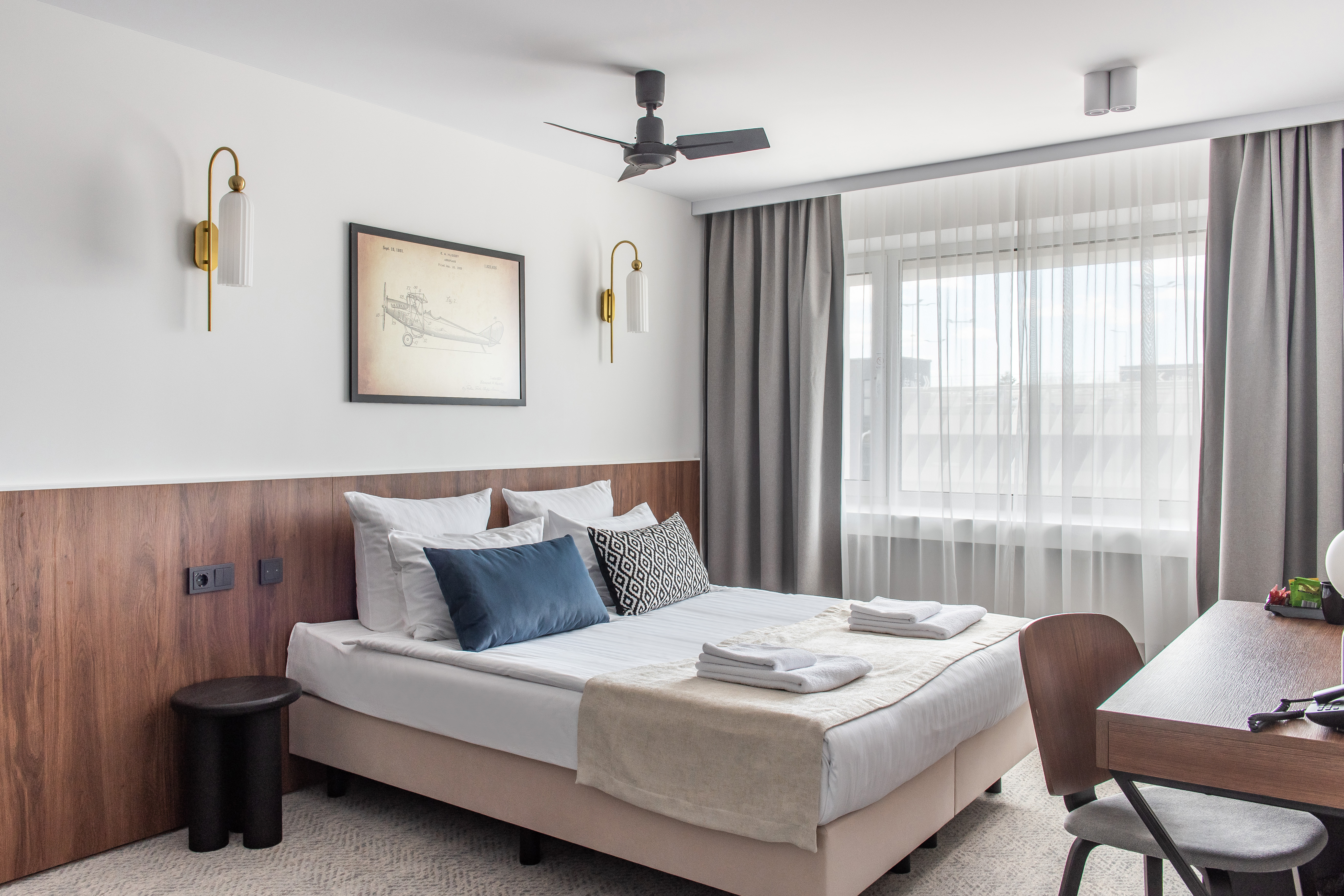 Family Room Business