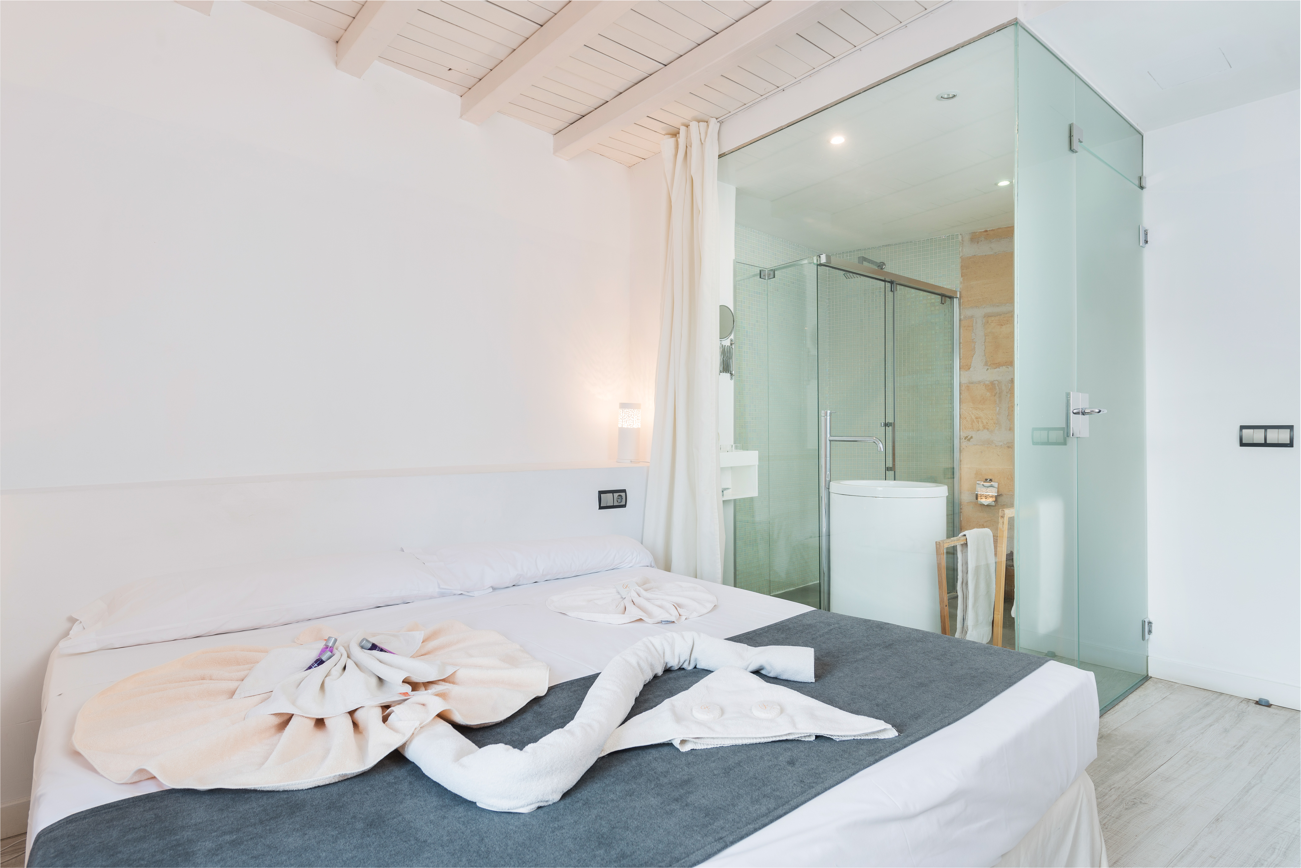 Double or Twin Superior