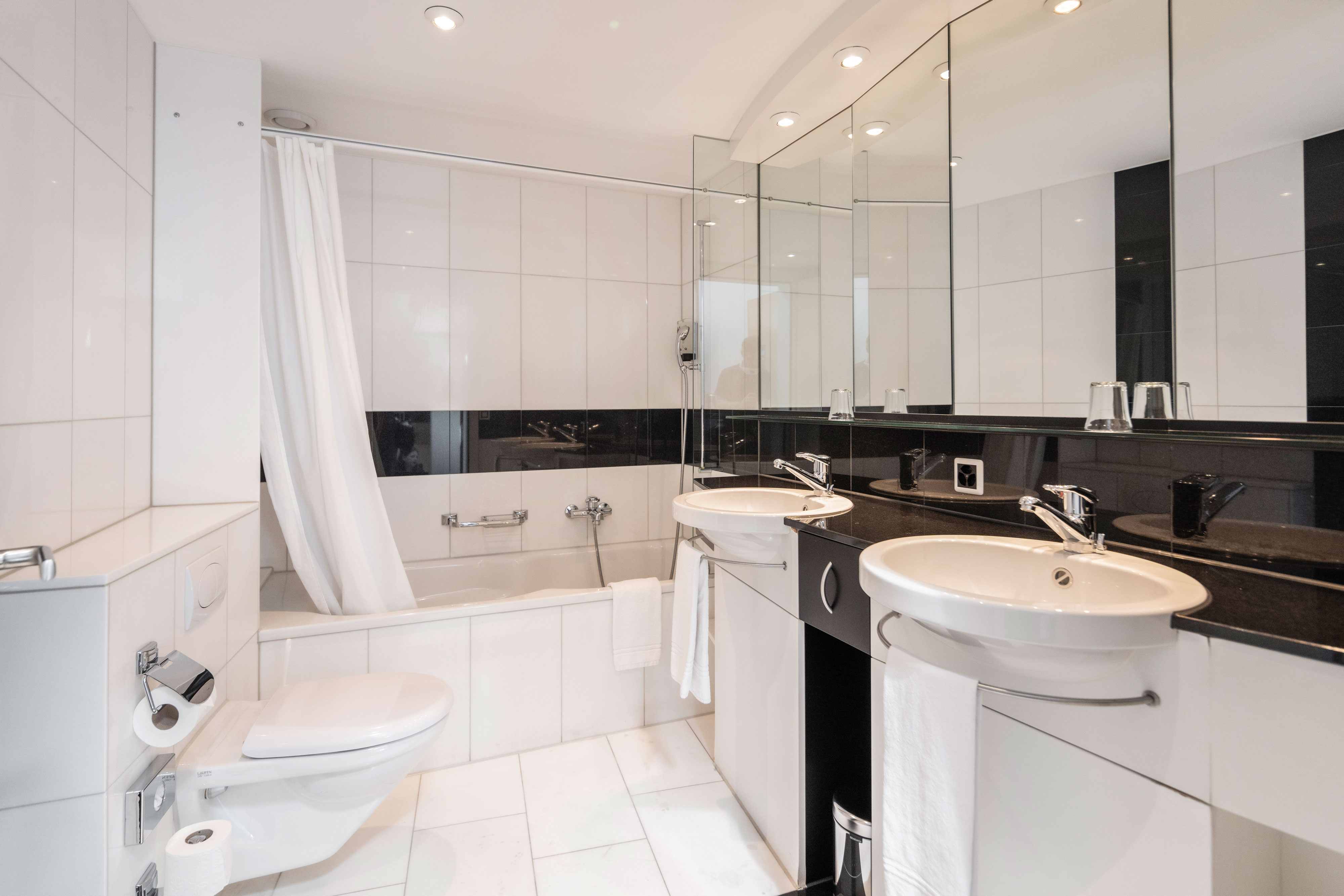 Double or Twin Deluxe Lake View