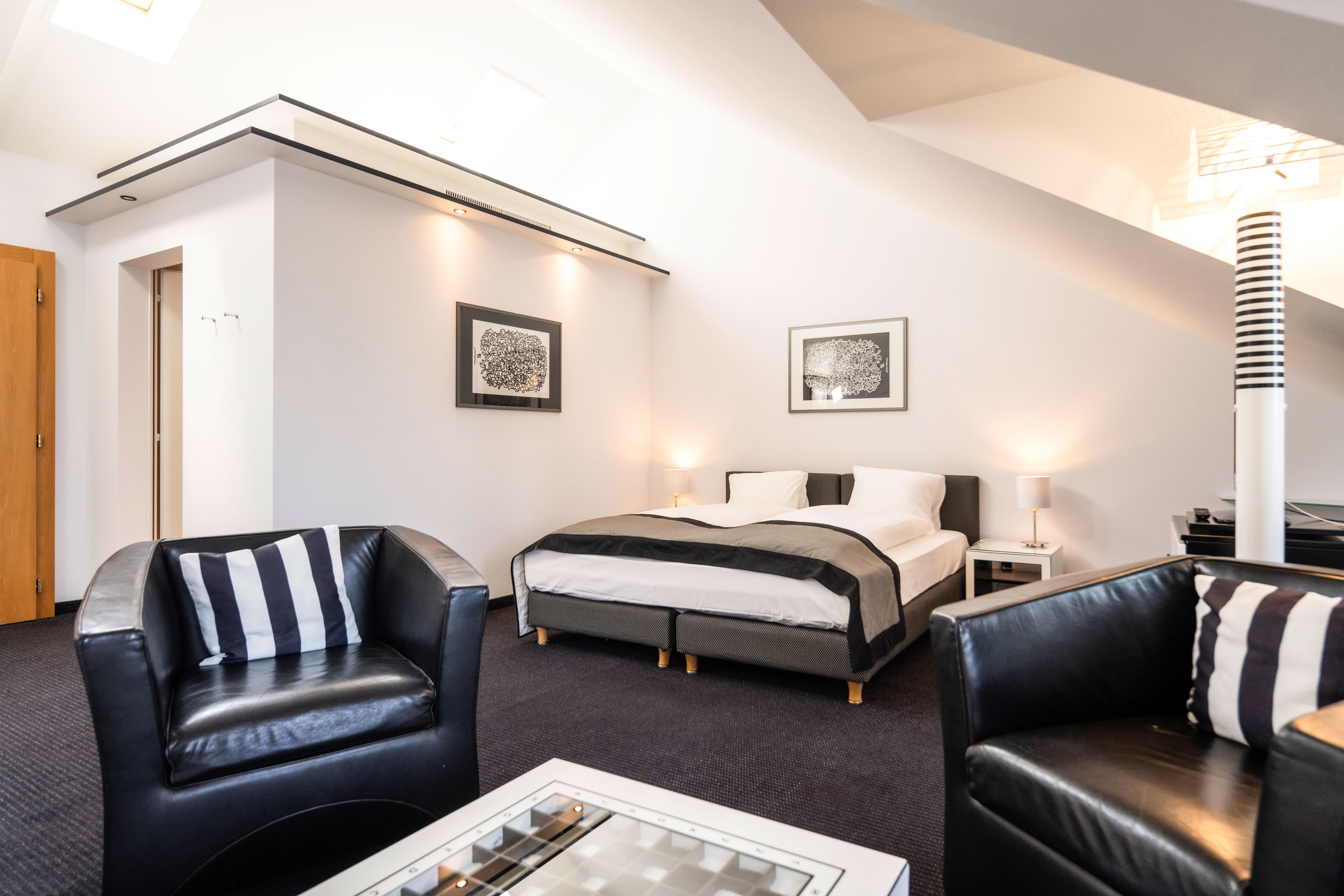 Double or Twin Deluxe Lake View