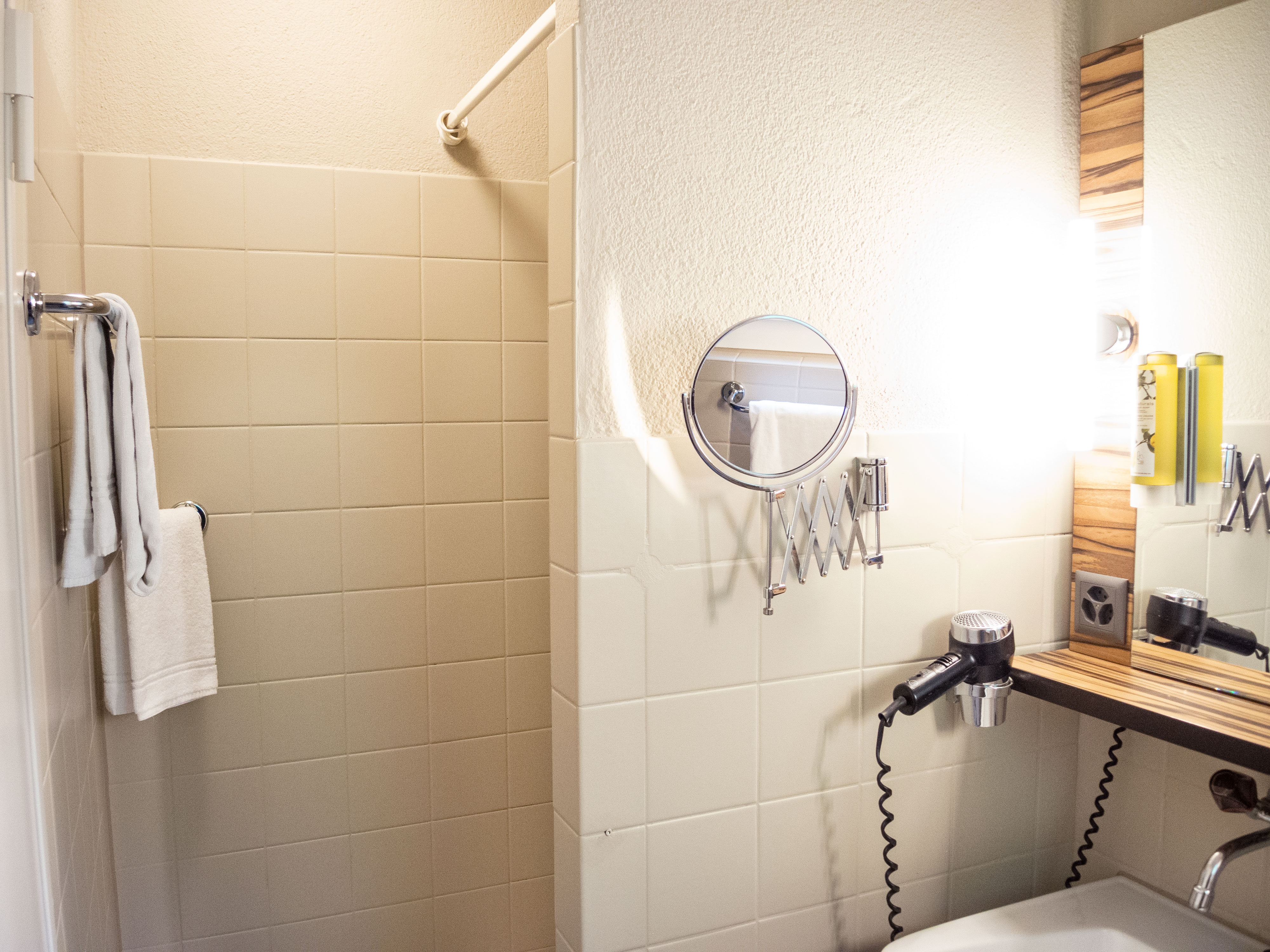 Double or Twin Land View