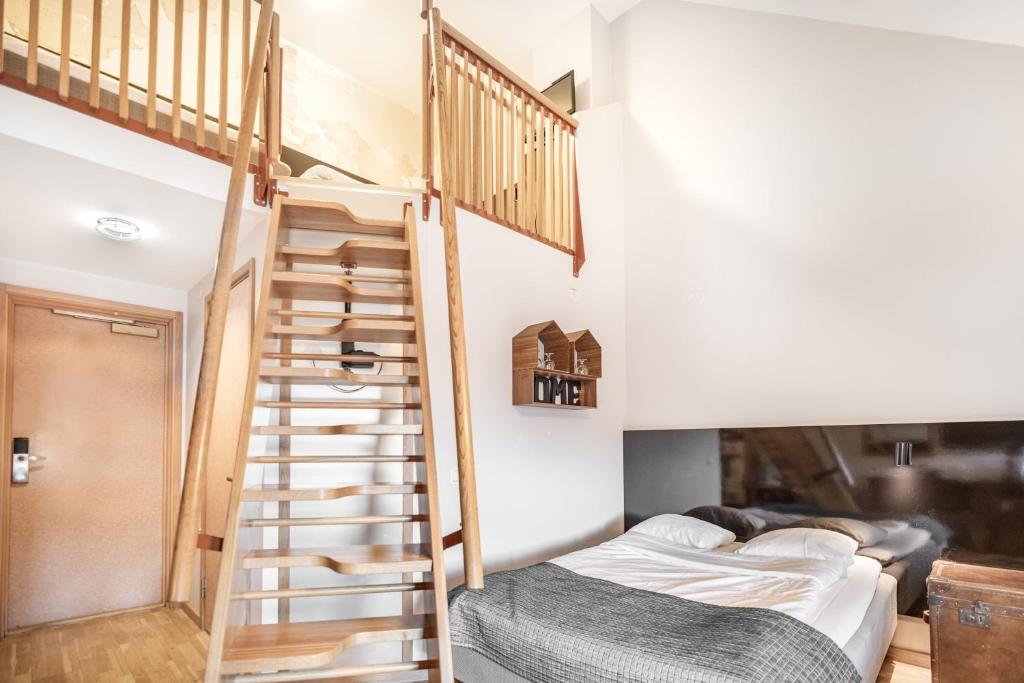 Family Room Standard