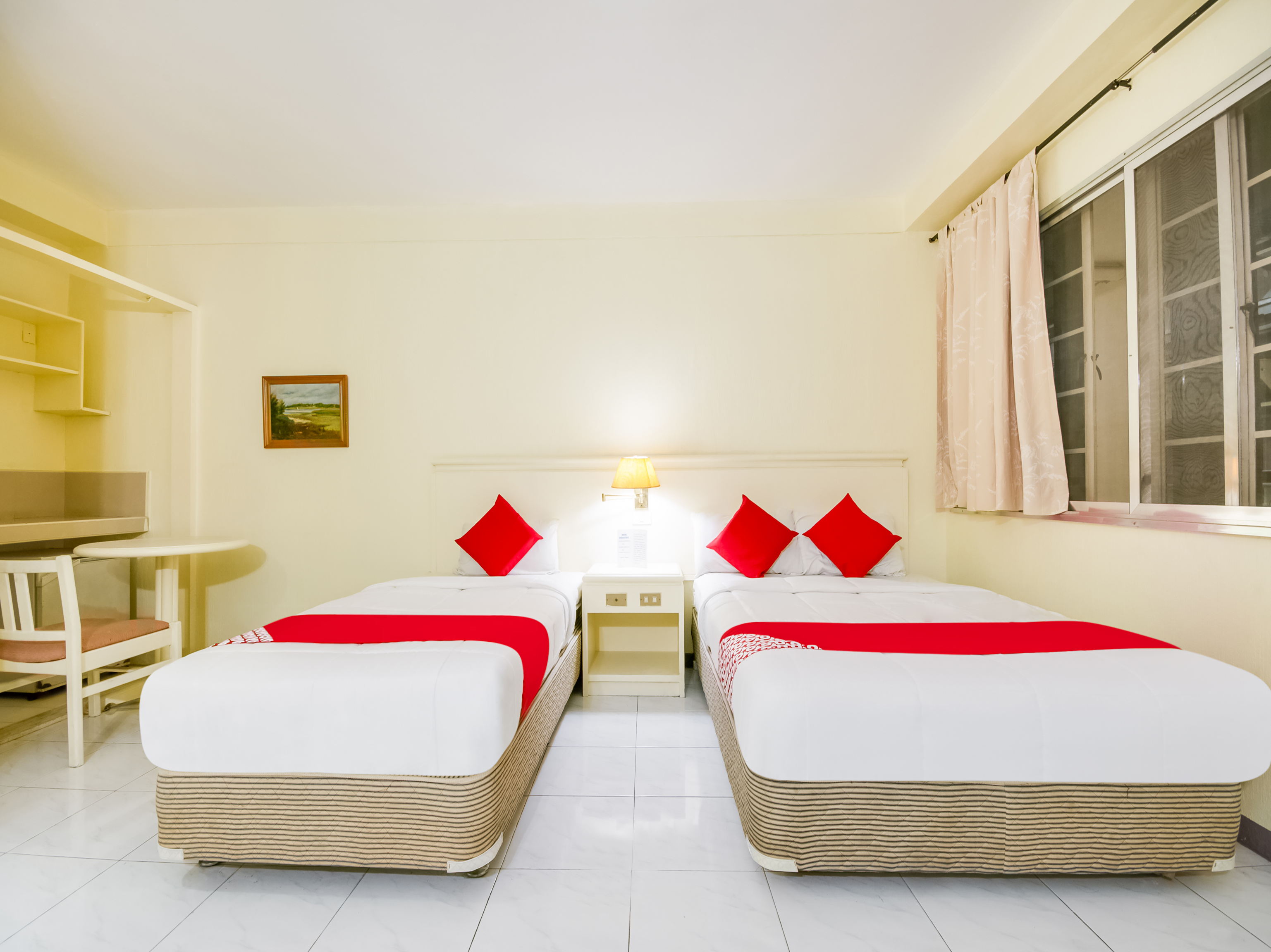 Family Room Superior