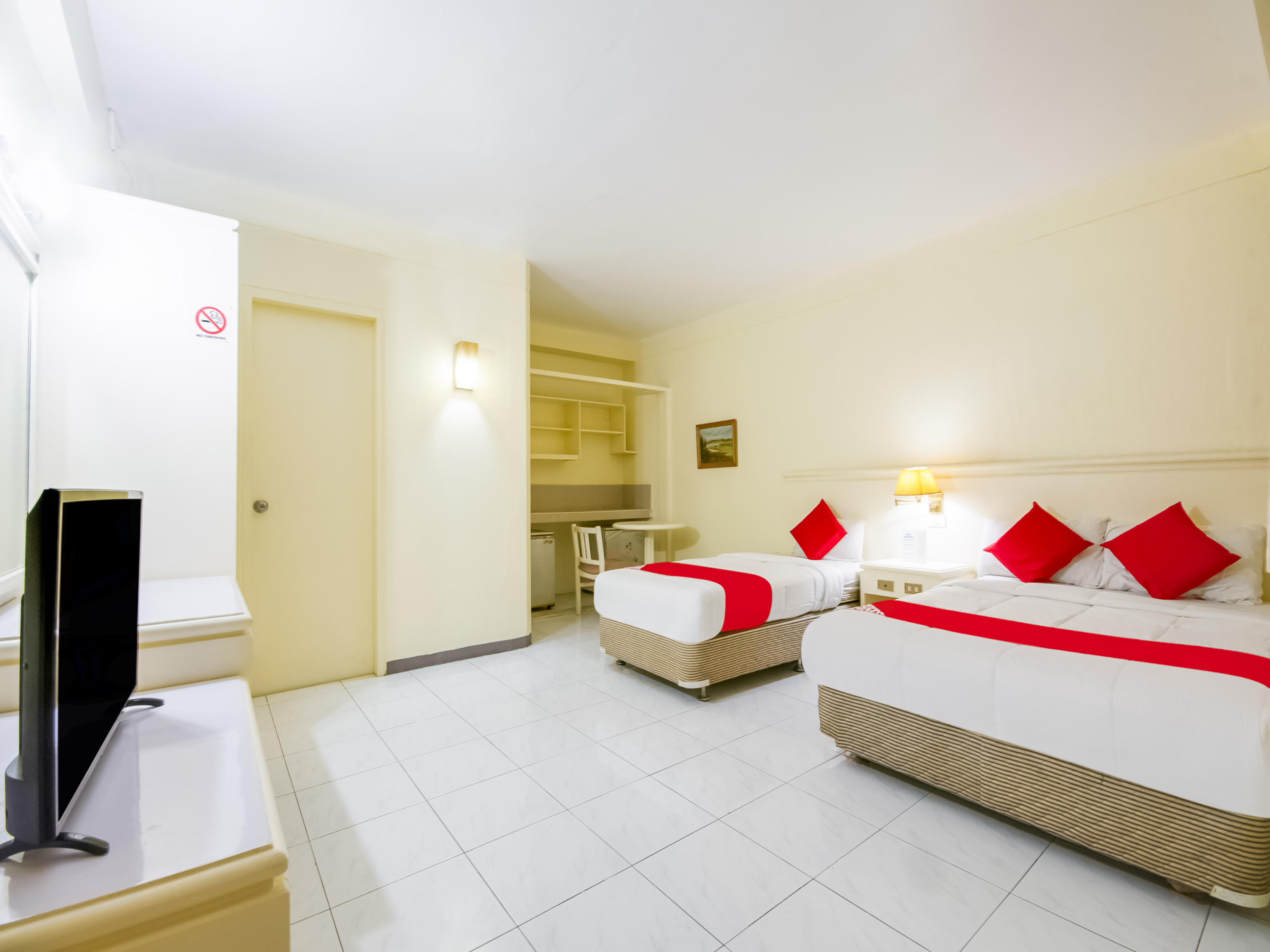 Family Room Superior