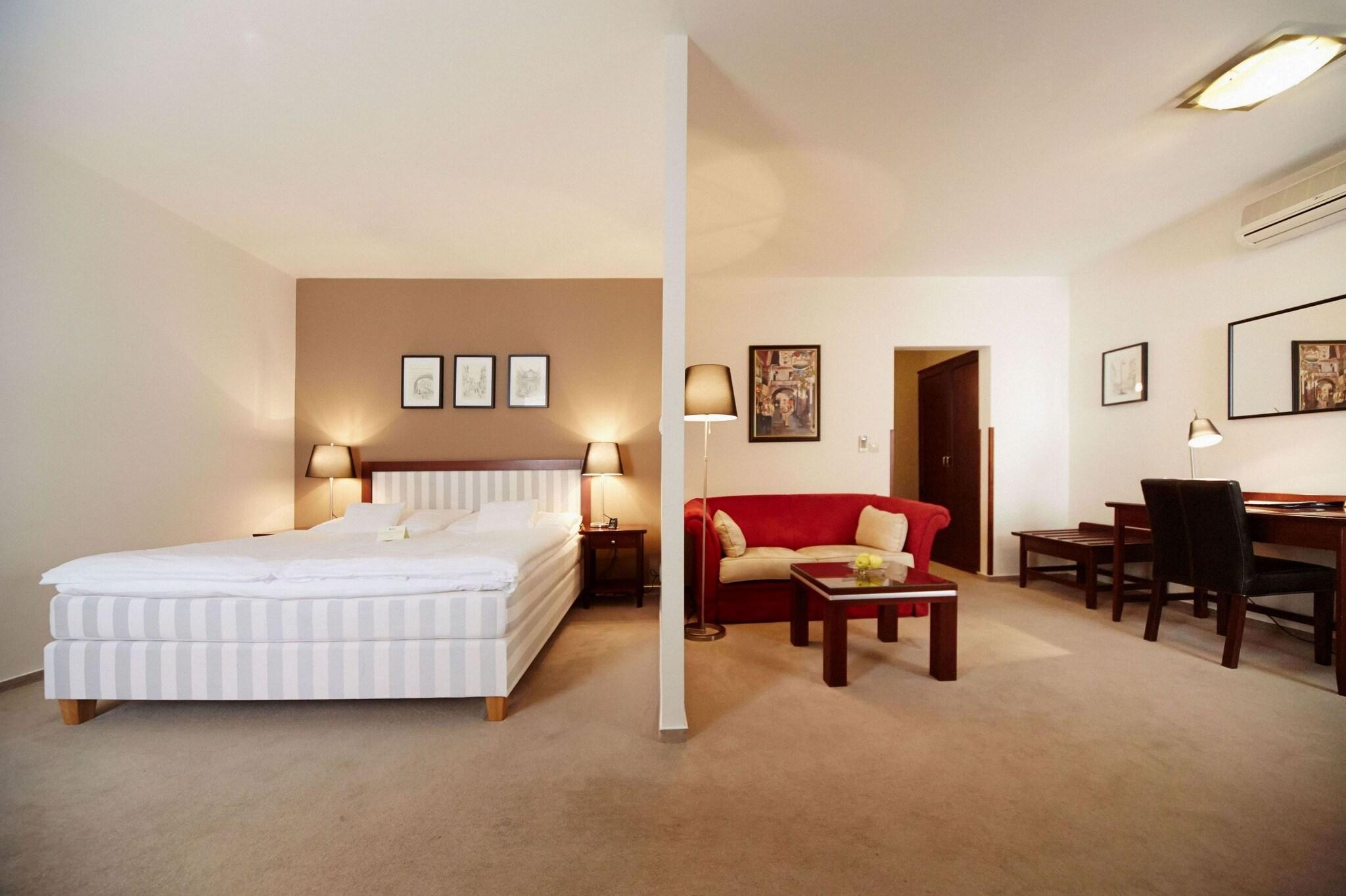 Junior Suite King Size Bed