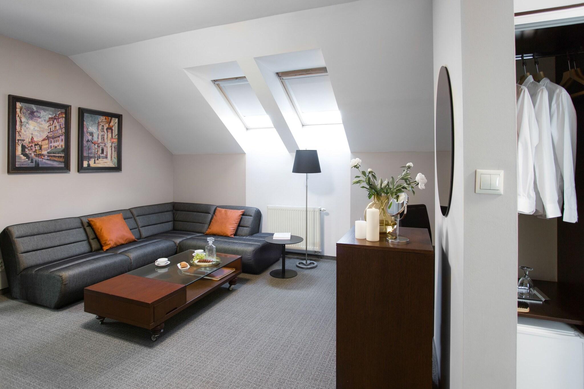 Suite Business King Bed