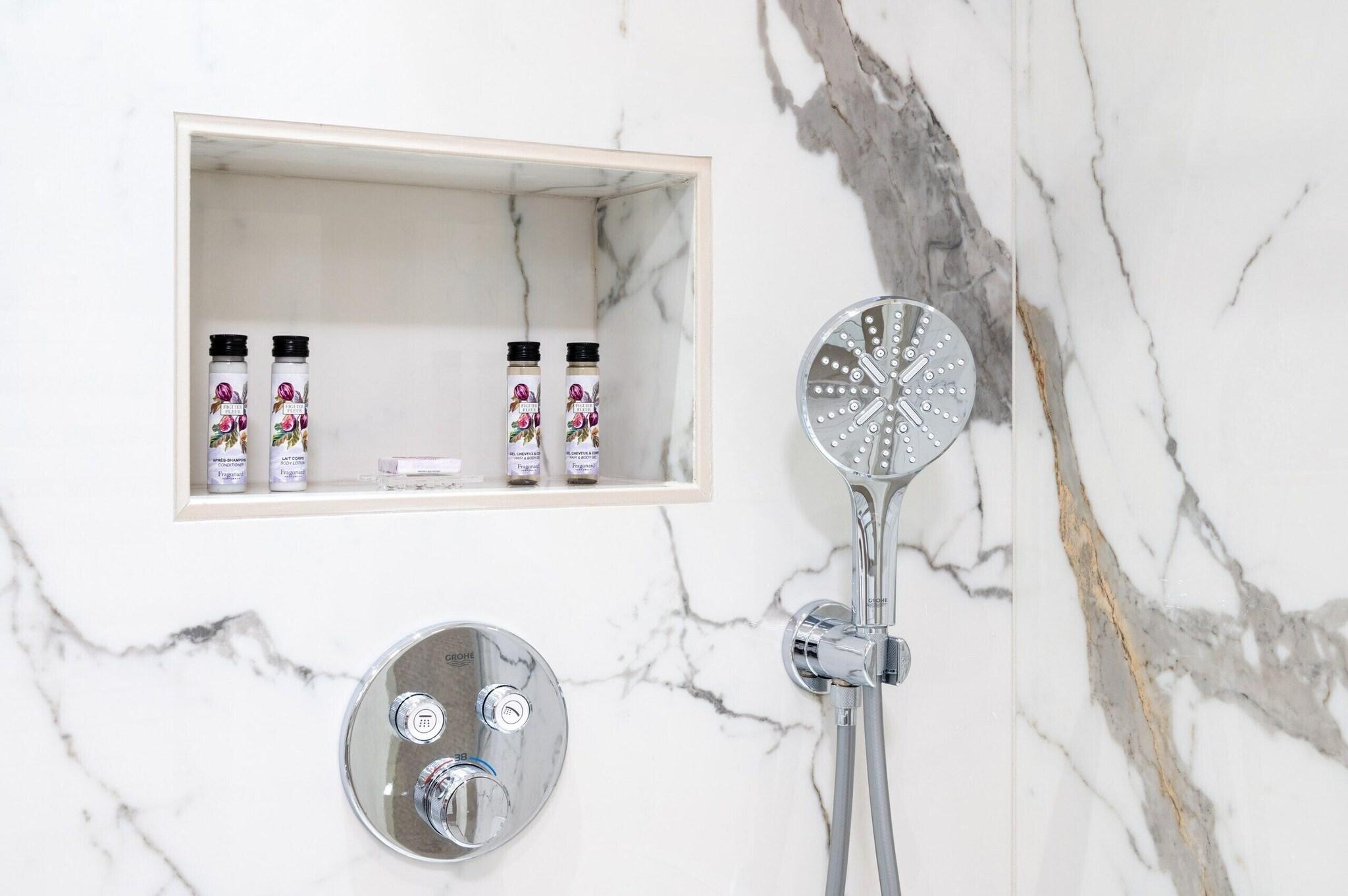 Double or Twin Two Beds