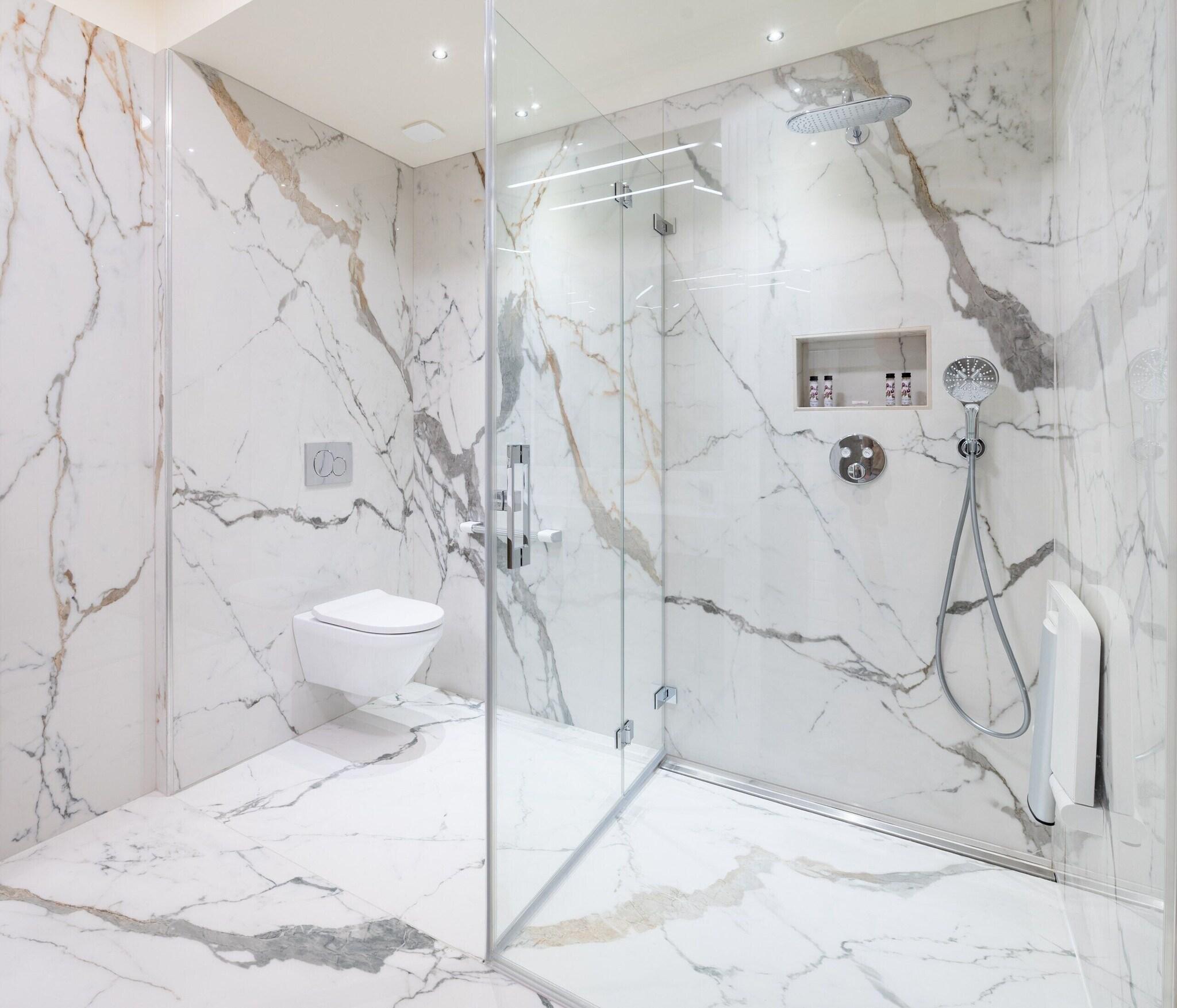 Double or Twin Two Beds