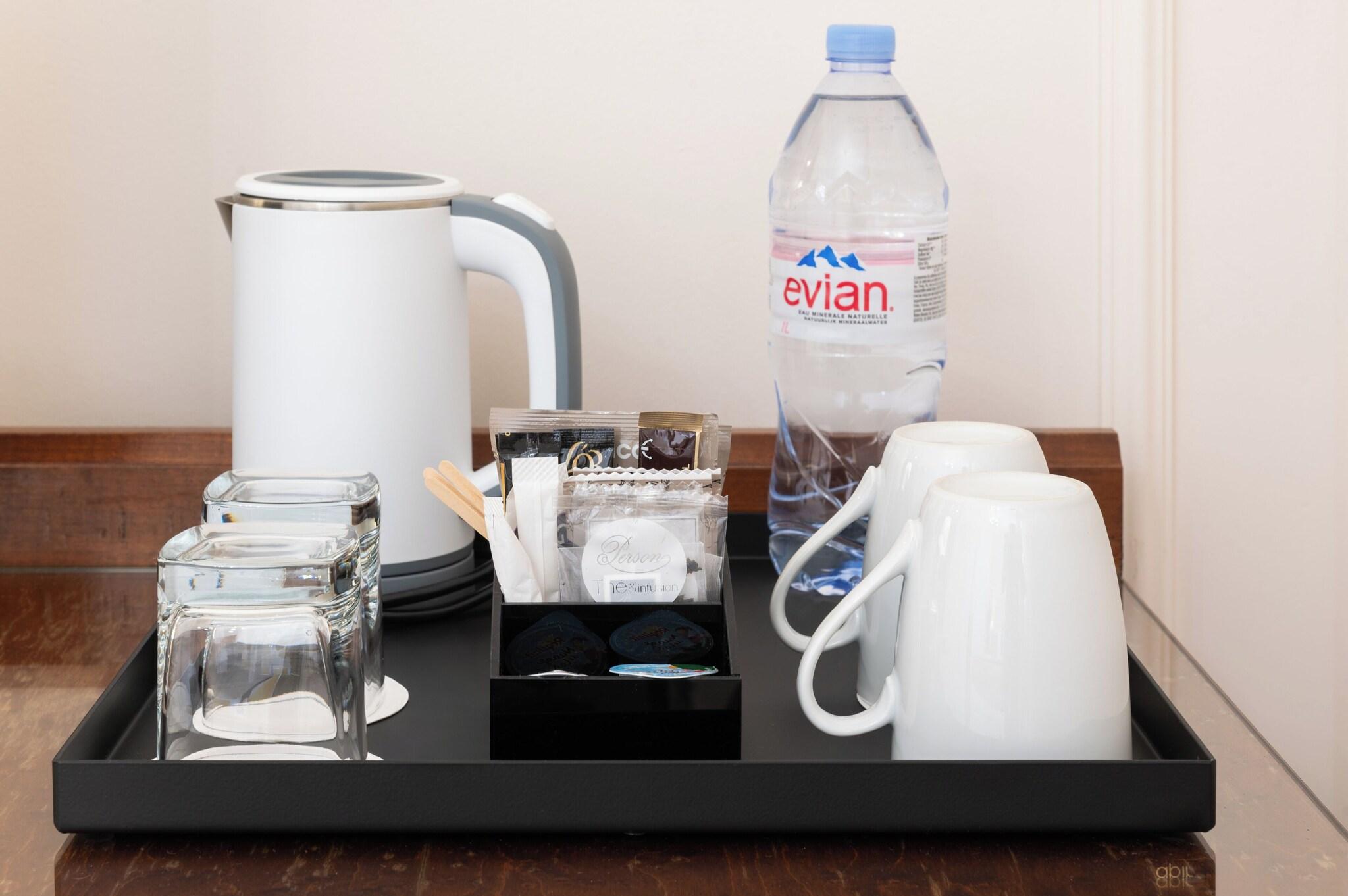 Double Deluxe Queen Bed