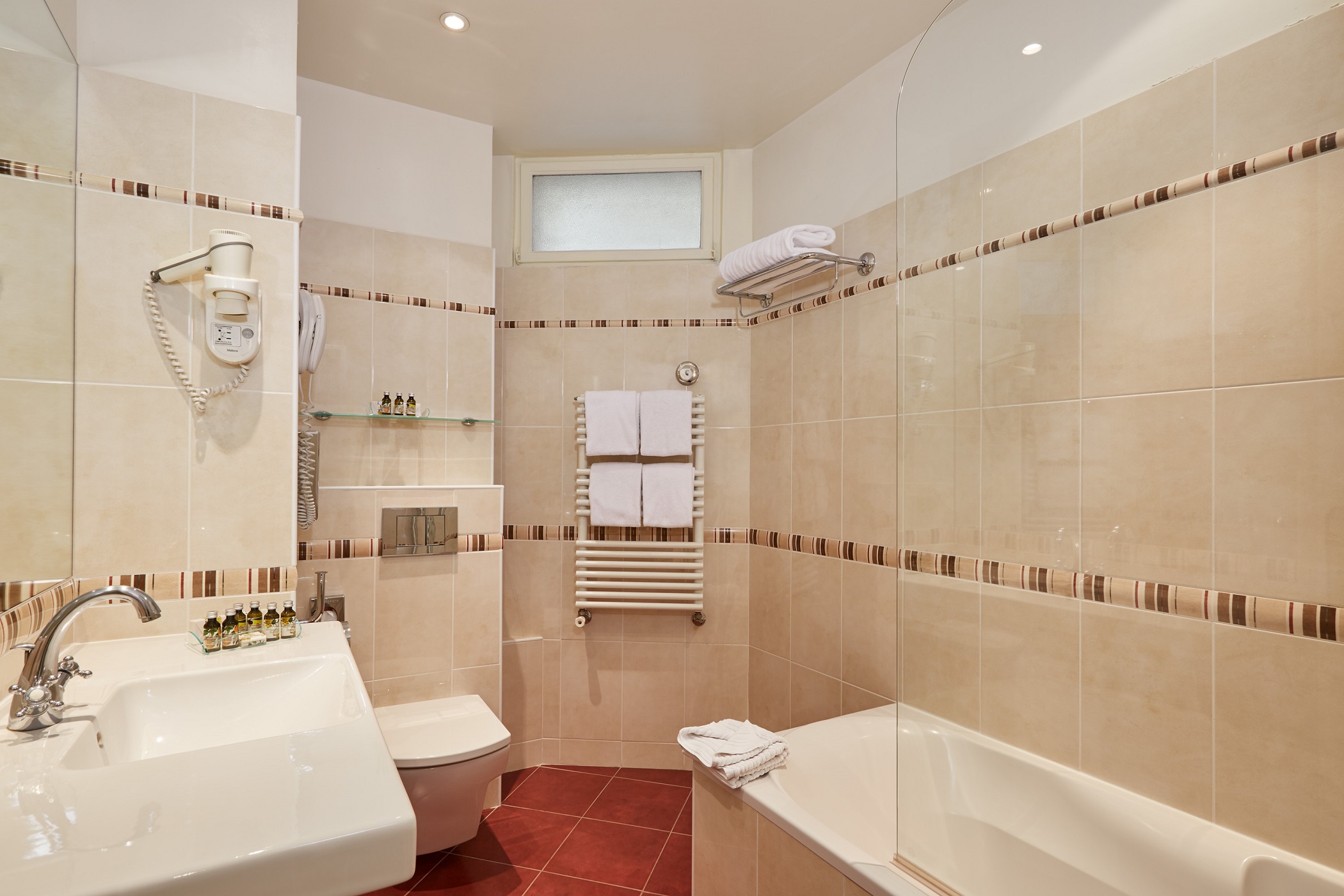 Double or Twin Deluxe