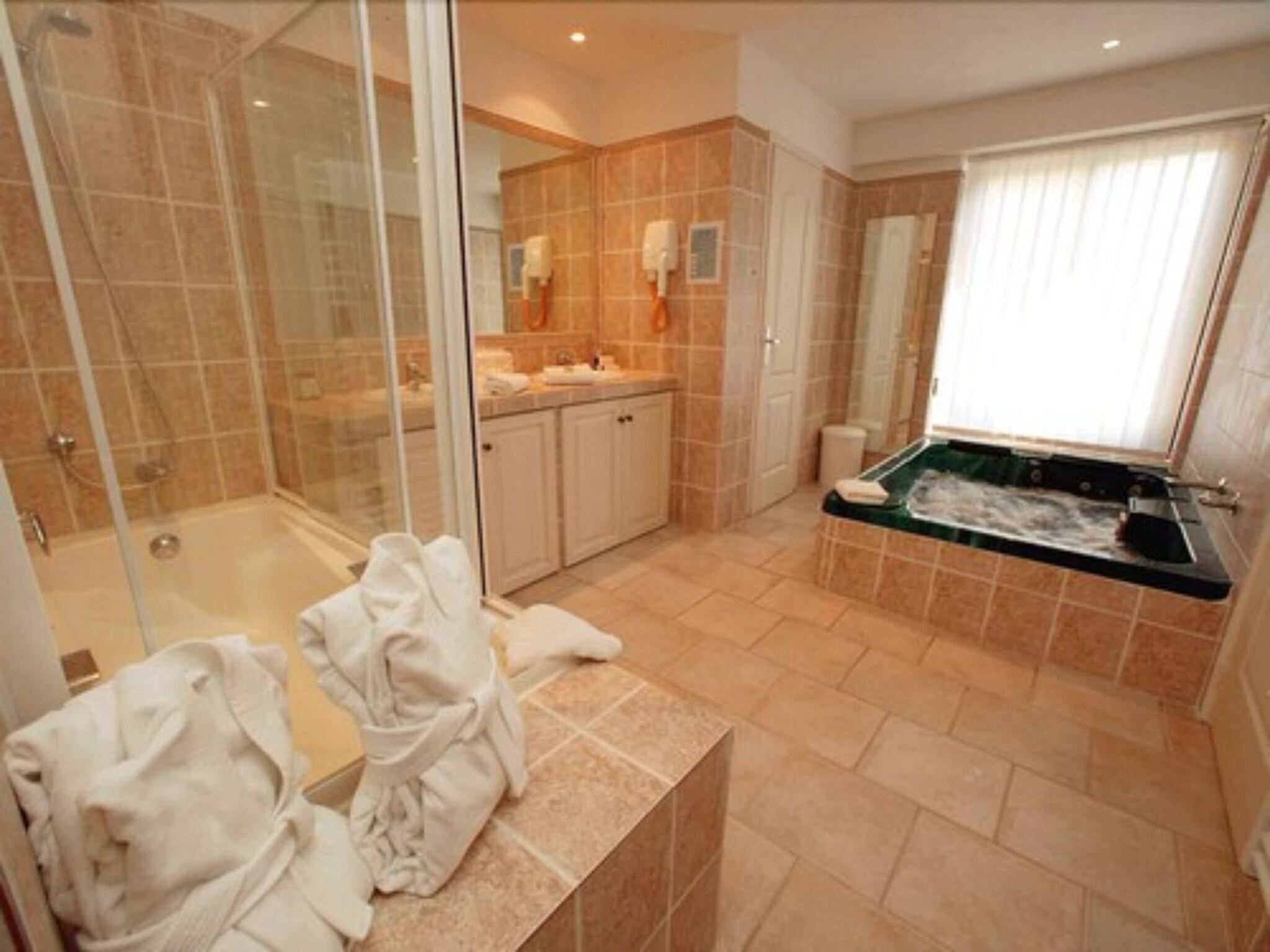 Suite with Double Bed