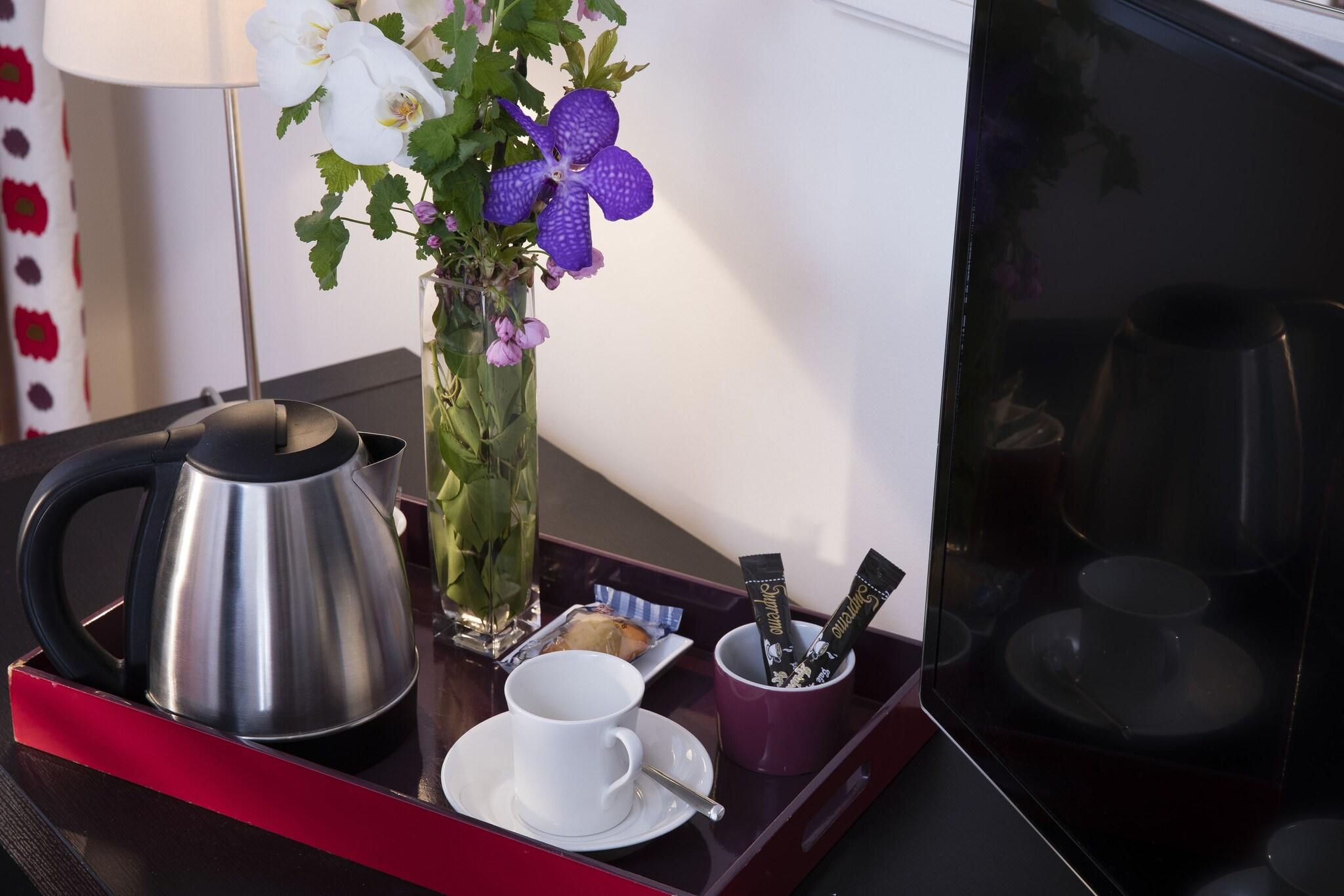 Double Deluxe One Bed