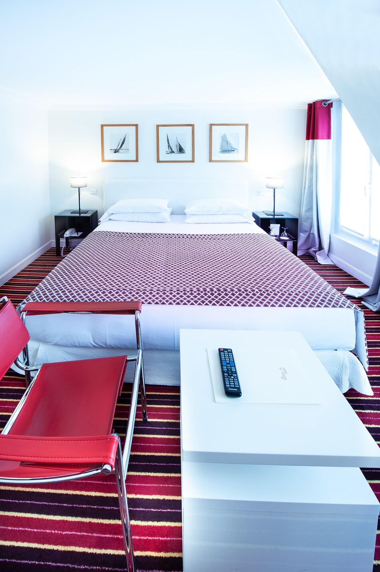 Double Deluxe One Bed