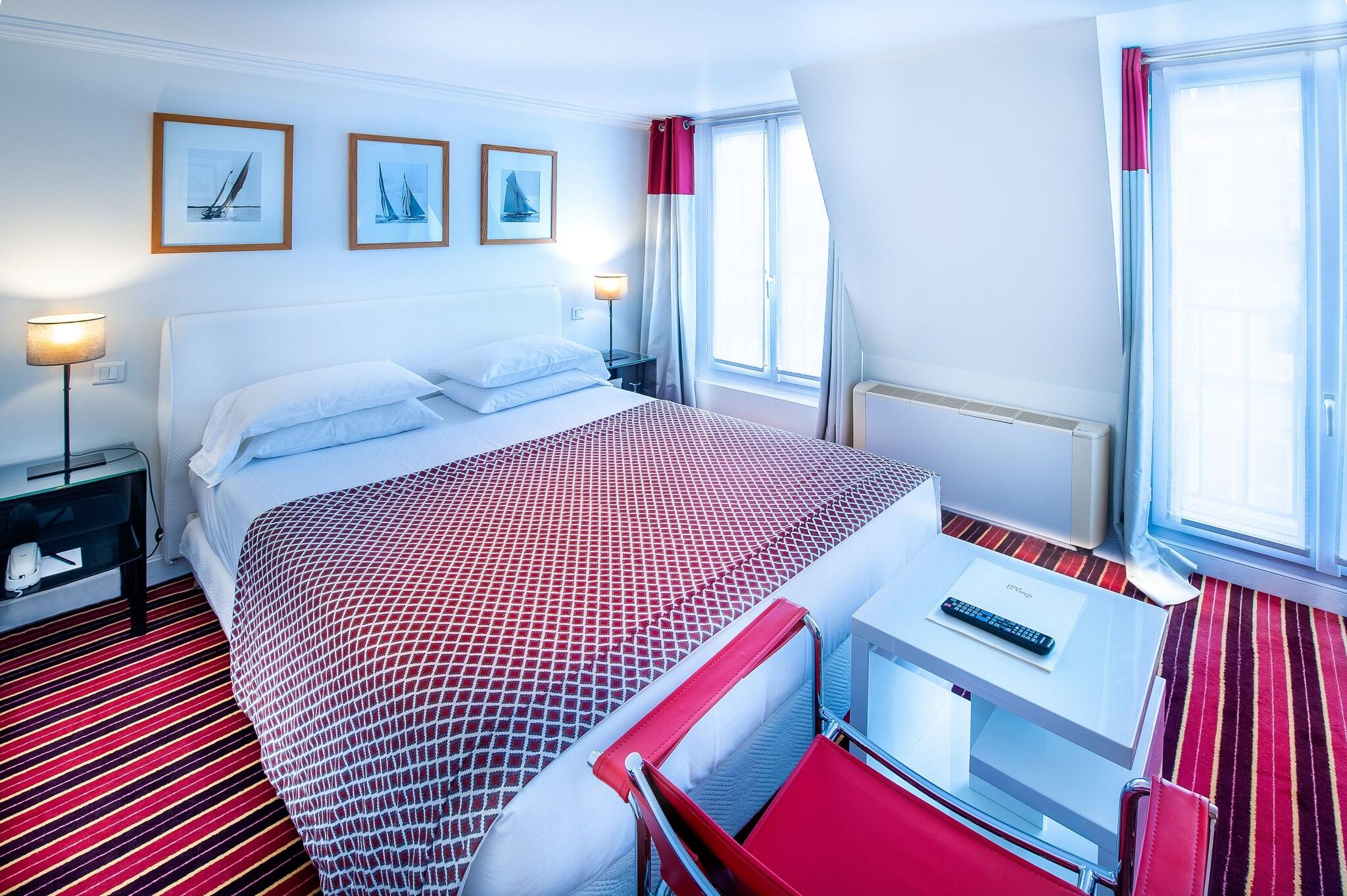 Double Deluxe One Bed