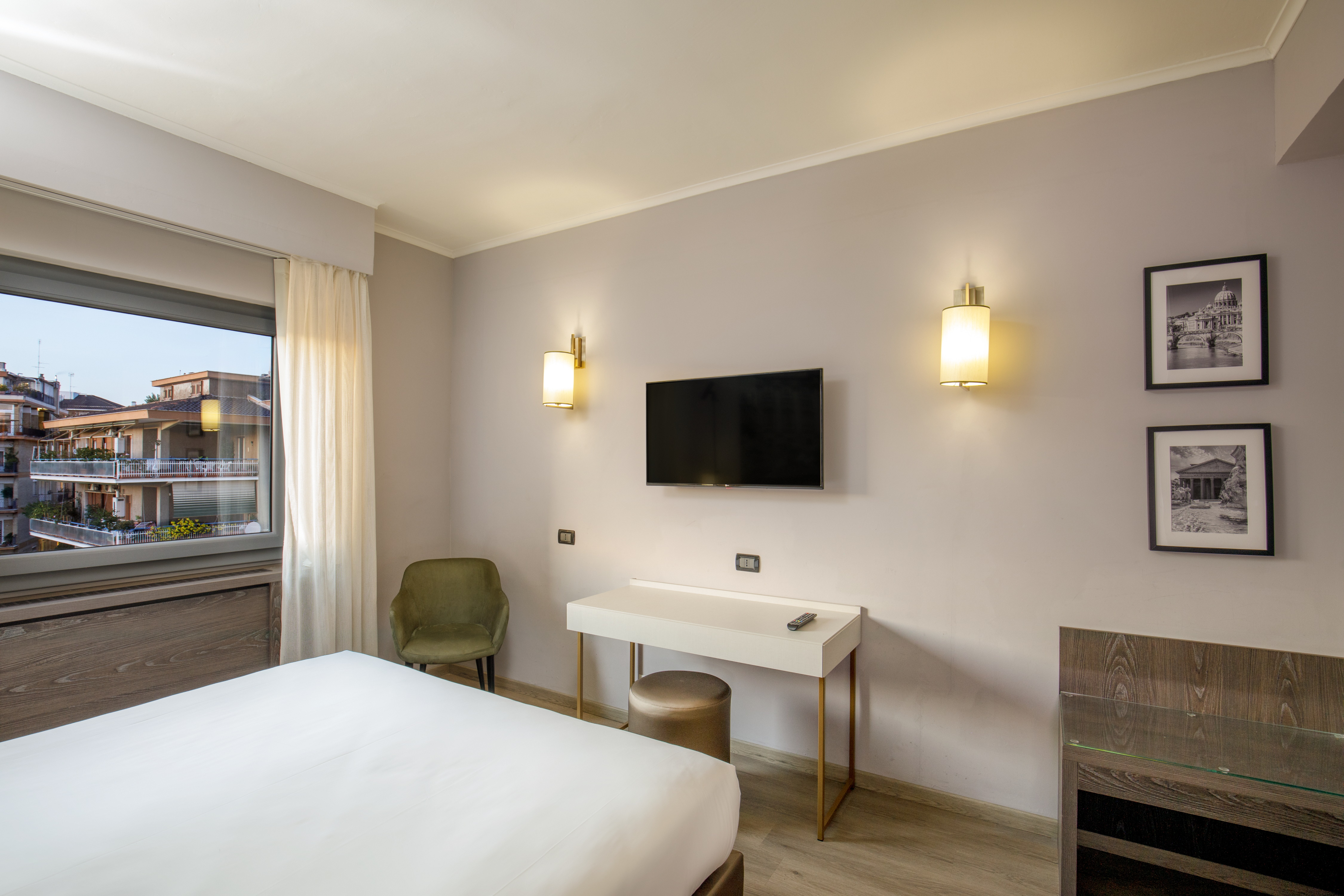 Double or Twin Standard