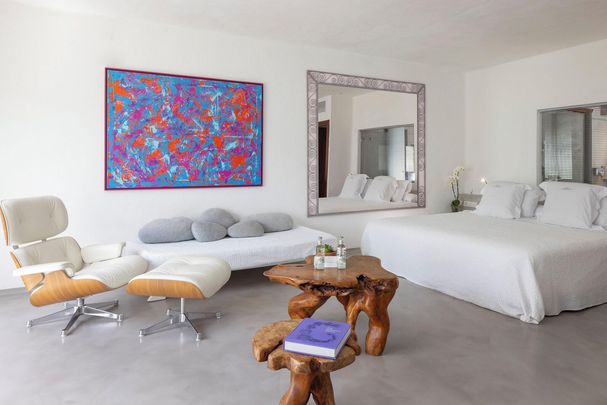 Junior Suite Sea View King Bed