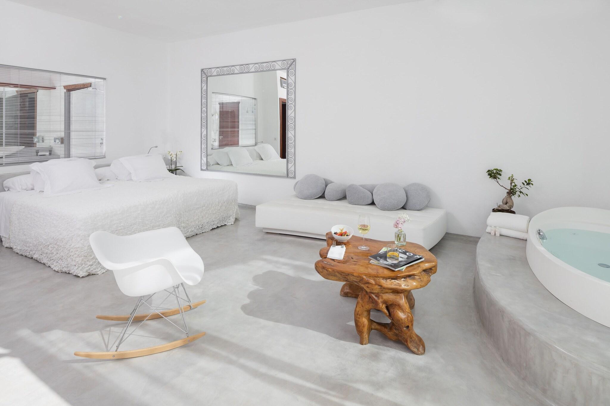 Suite Sea View King Bed