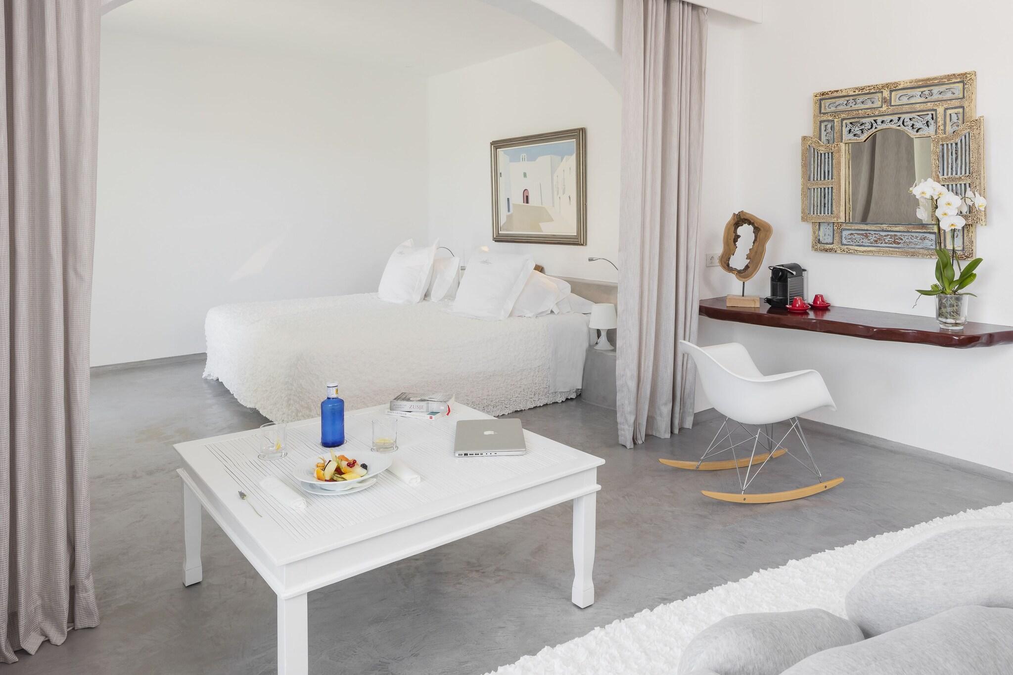 Suite Sea View King Bed