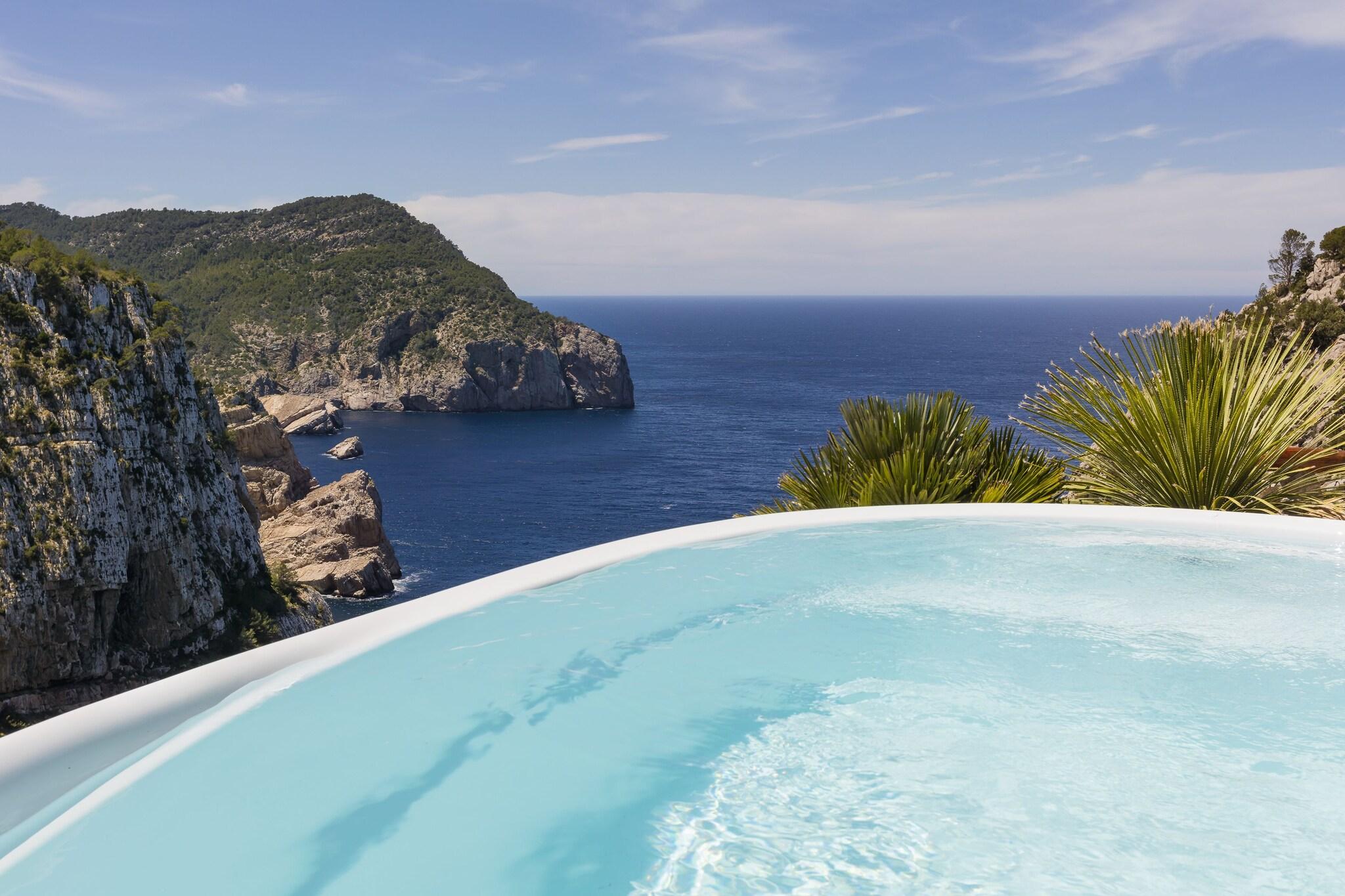 Suite Sea View King Bed