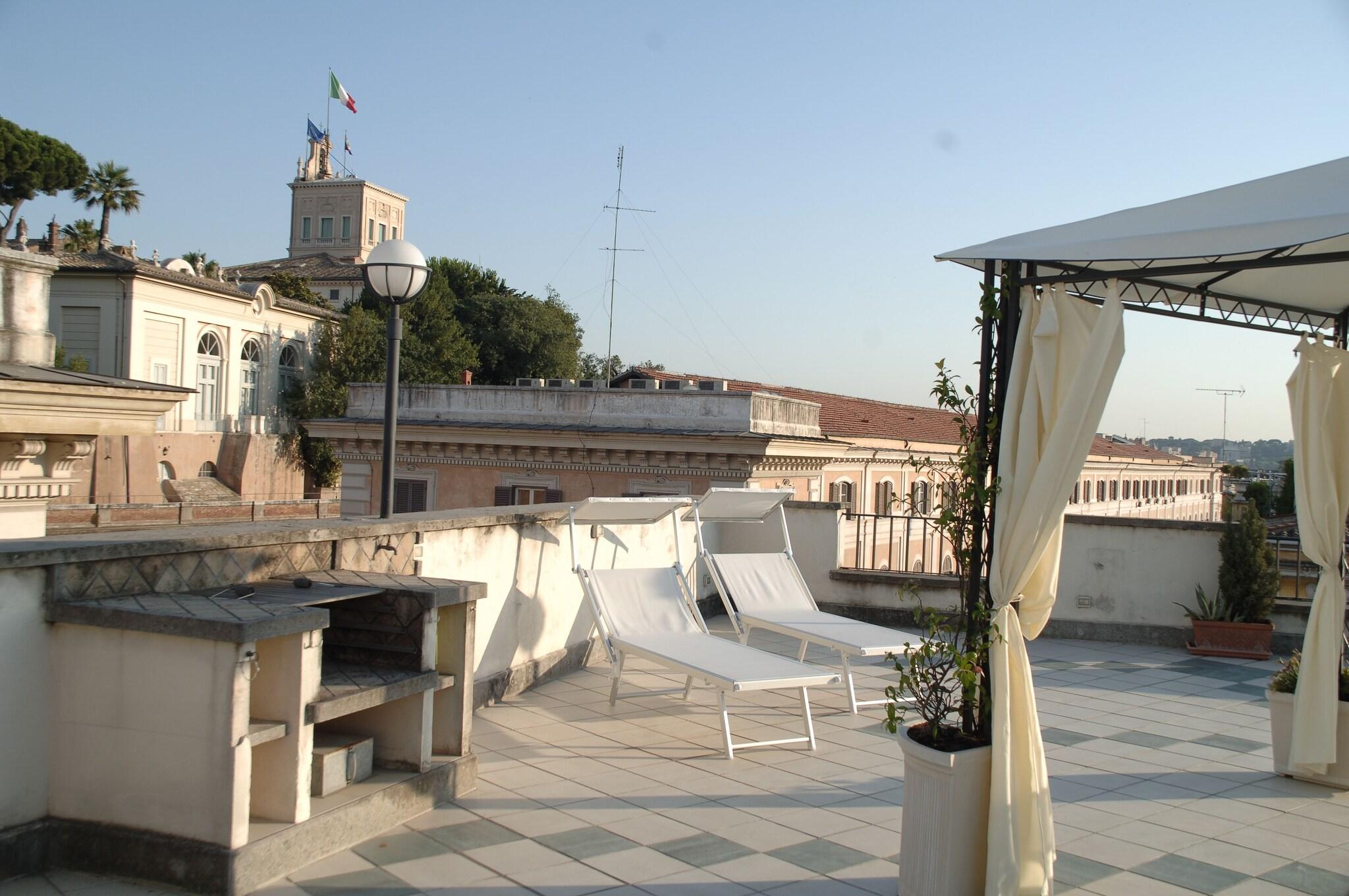 Studio King Size Bed