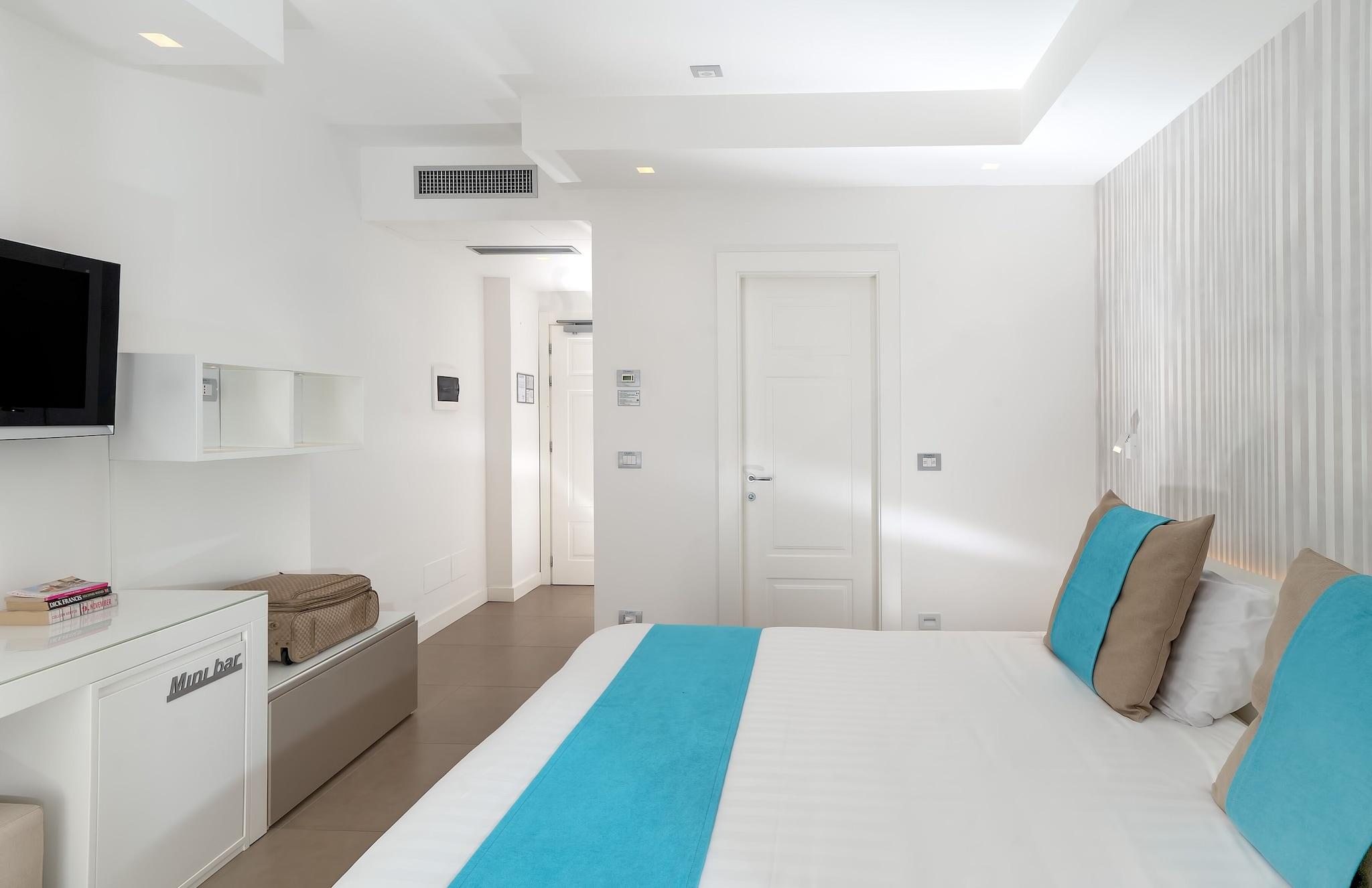 Quadruple Deluxe One Bed