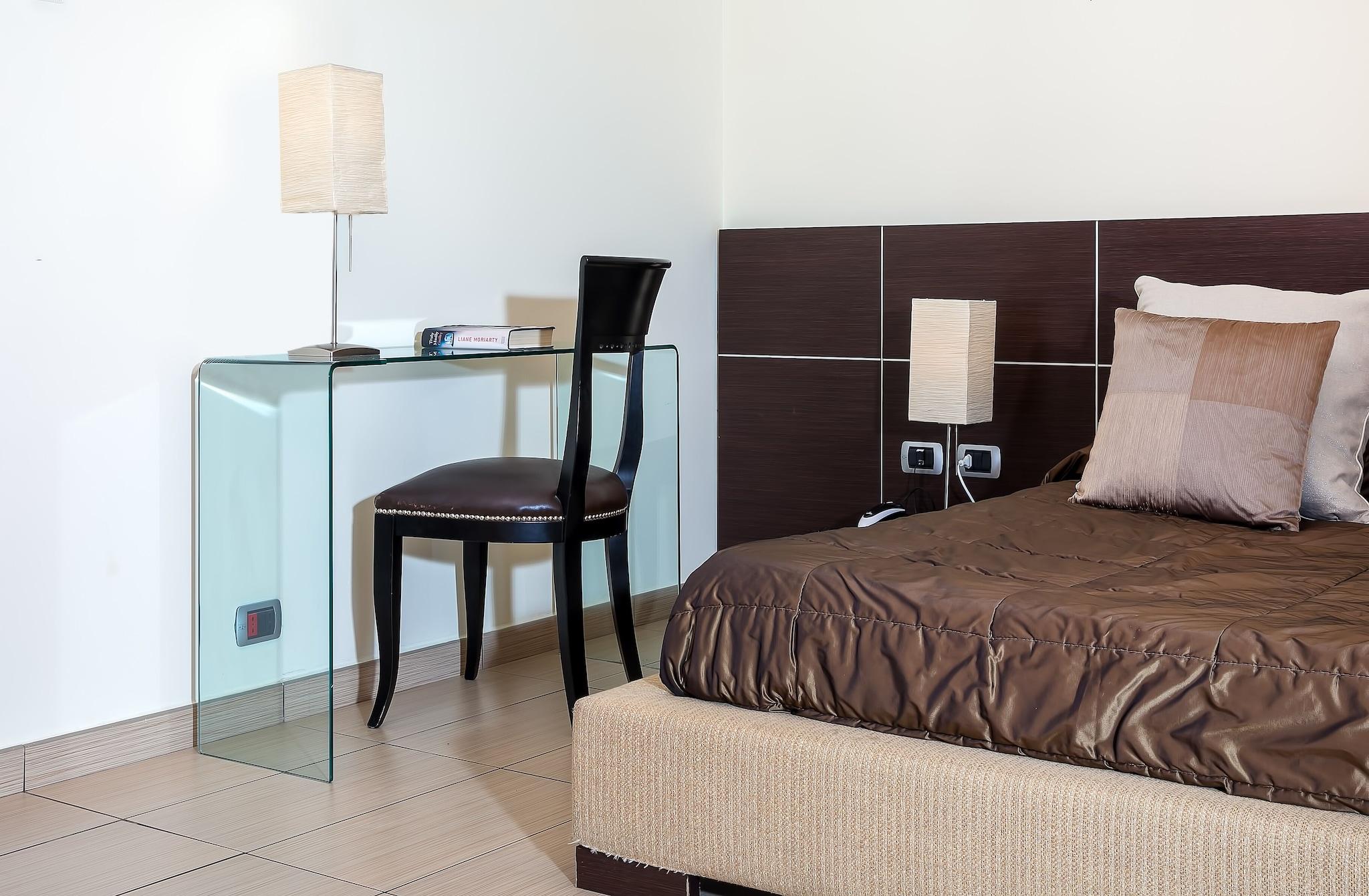 Double Deluxe Queen Bed