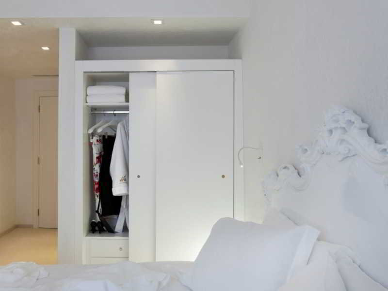 Double Single Deluxe