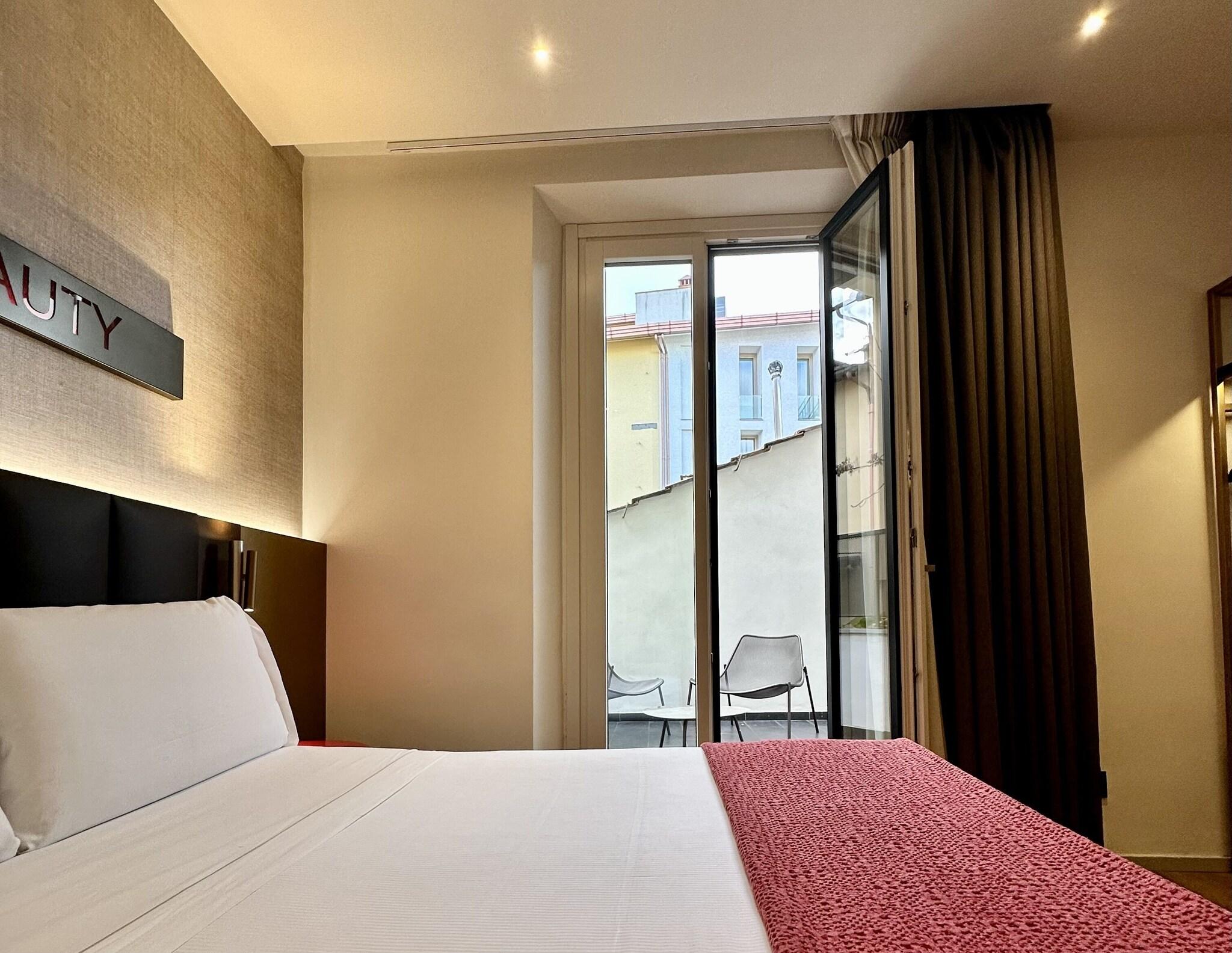 Double Deluxe with Terrace